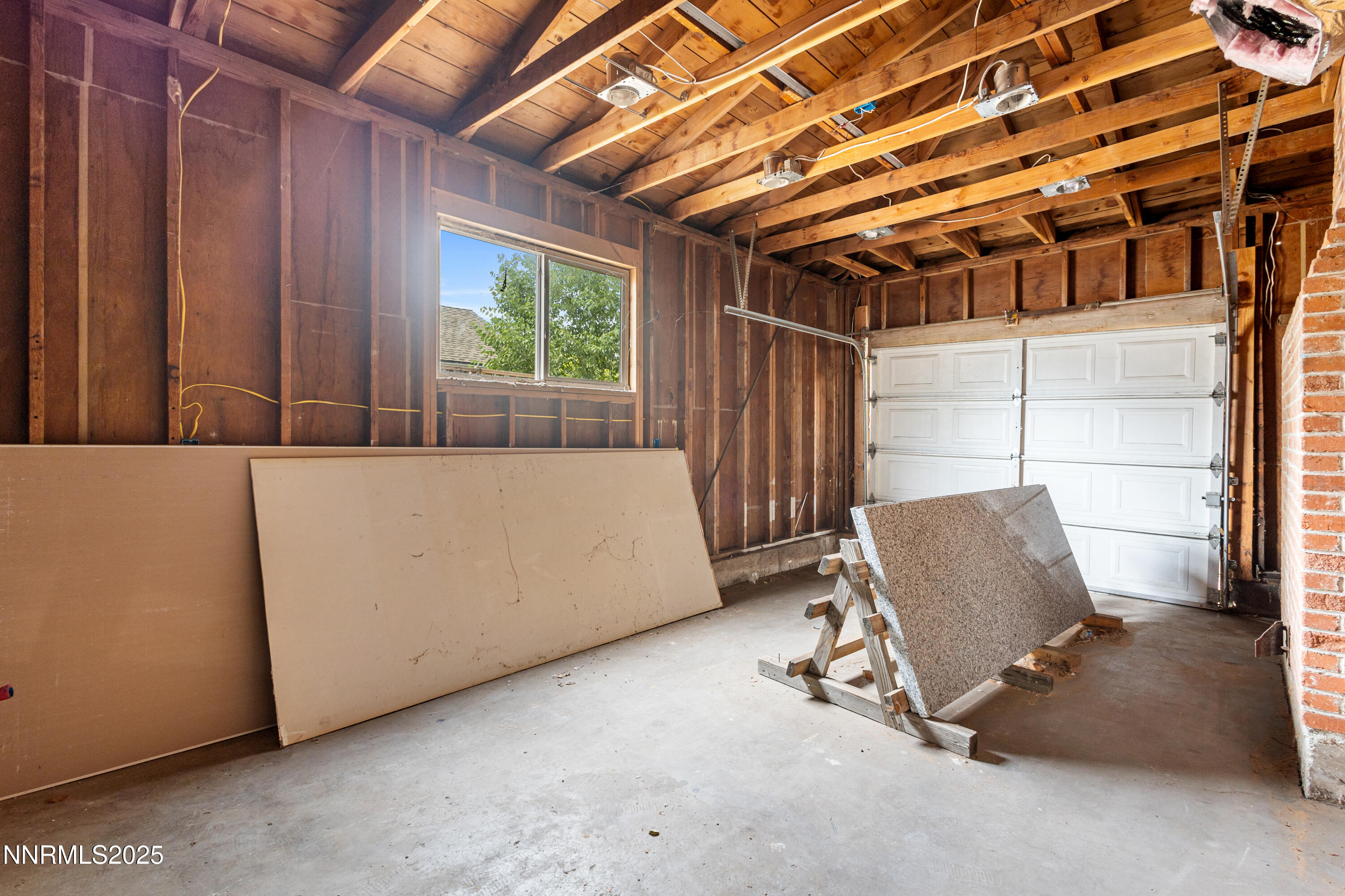 1145 Kirman Avenue Property Photo 22