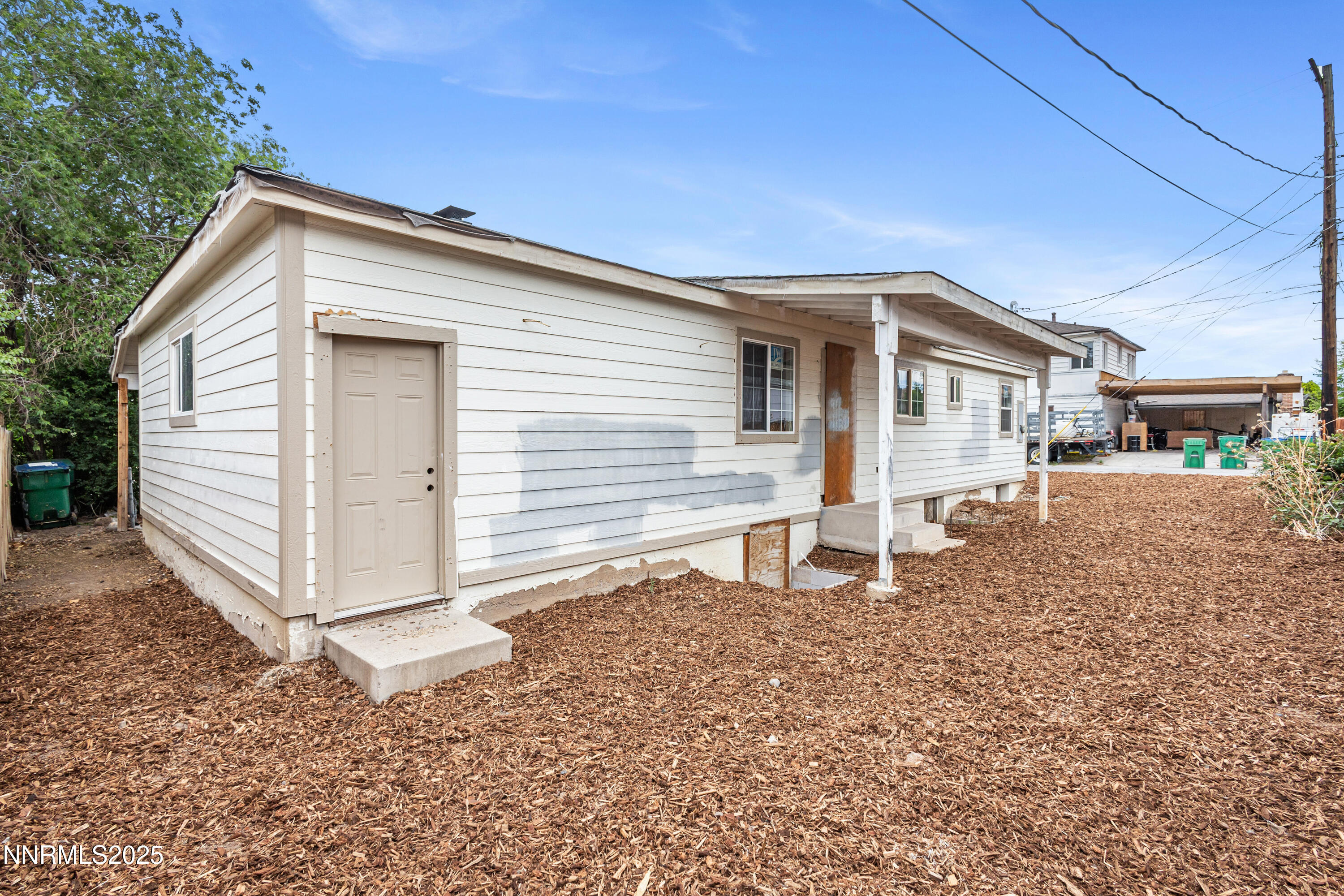 1145 Kirman Avenue Property Photo 23