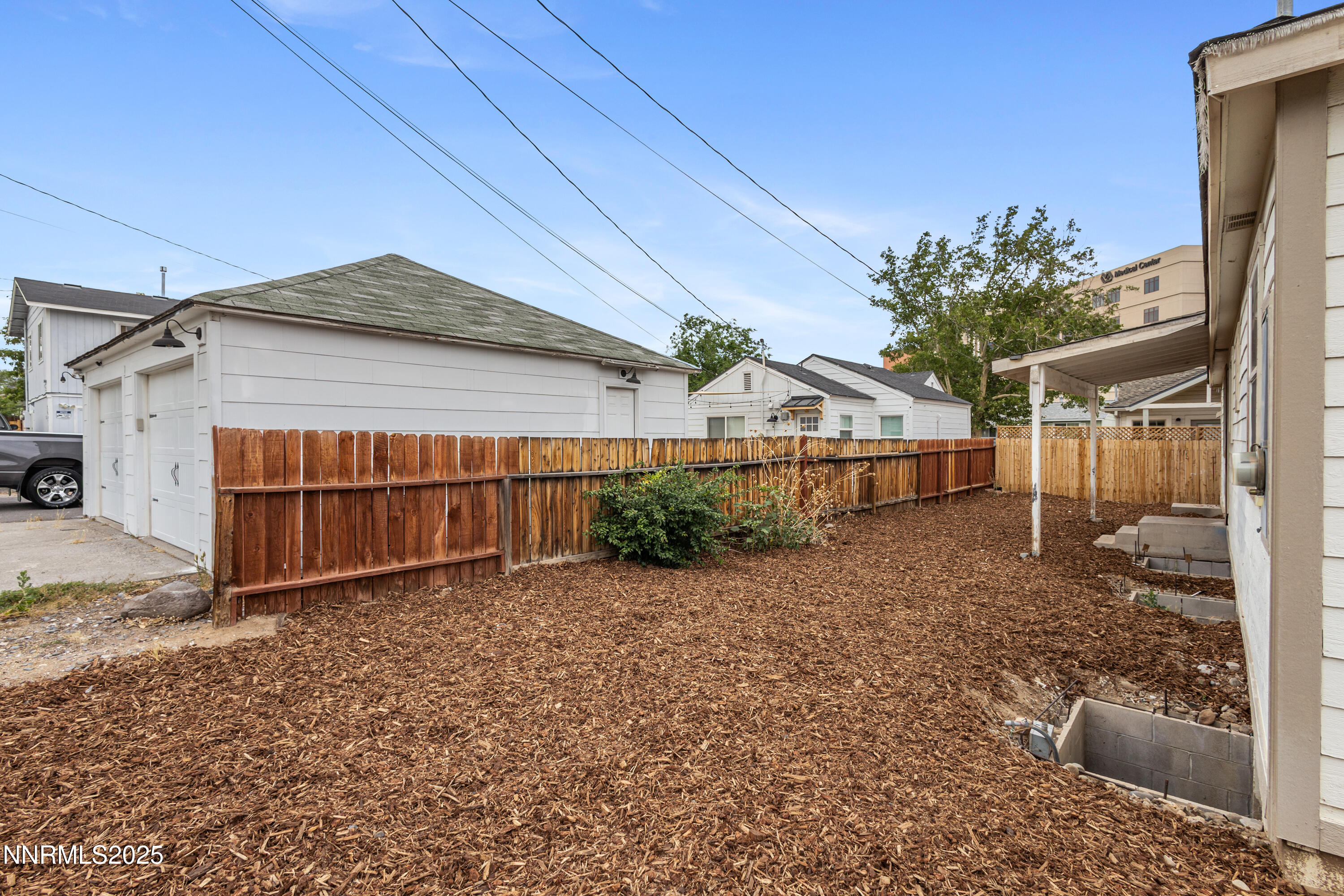 1145 Kirman Avenue Property Photo 24