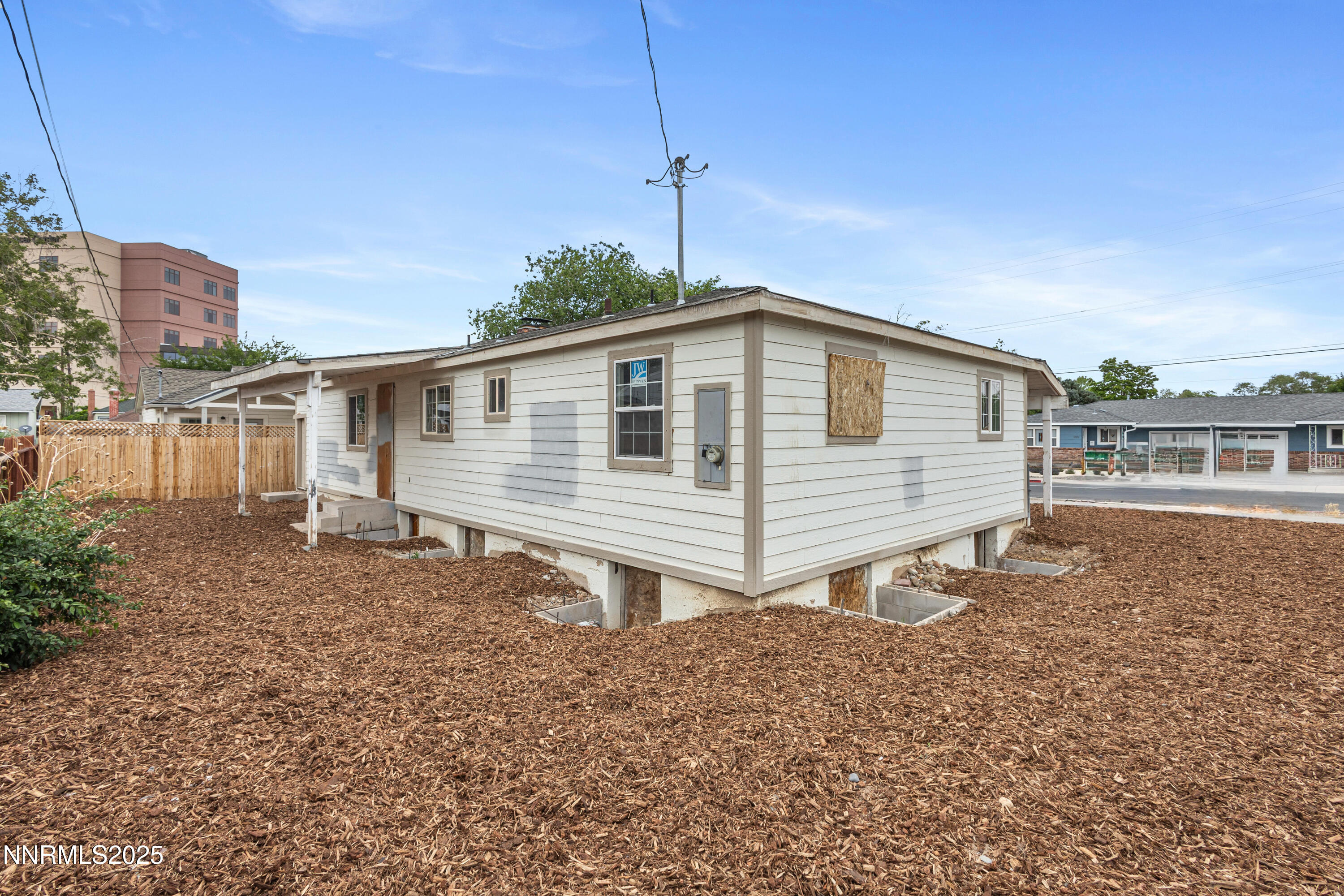 1145 Kirman Avenue Property Photo 25