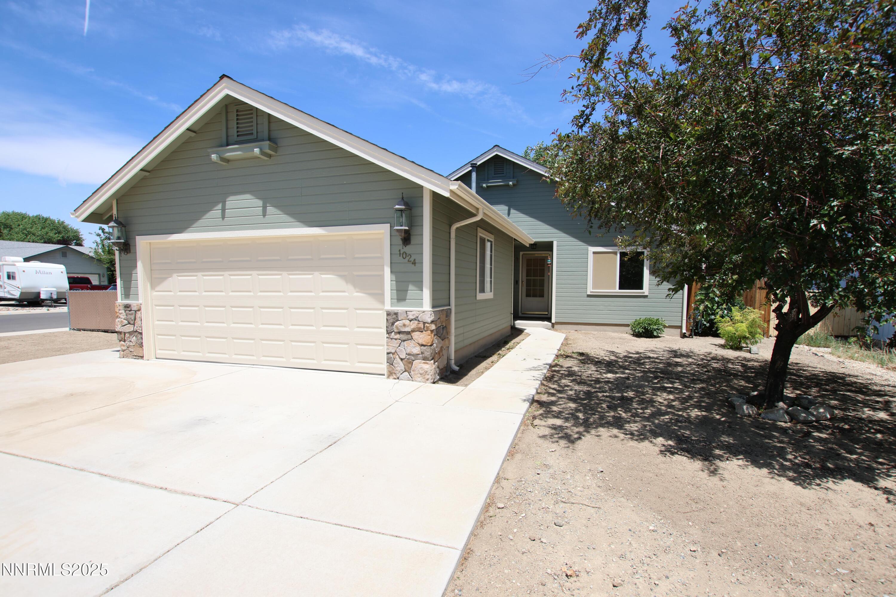 1024 Popo Agie Way Property Photo 1