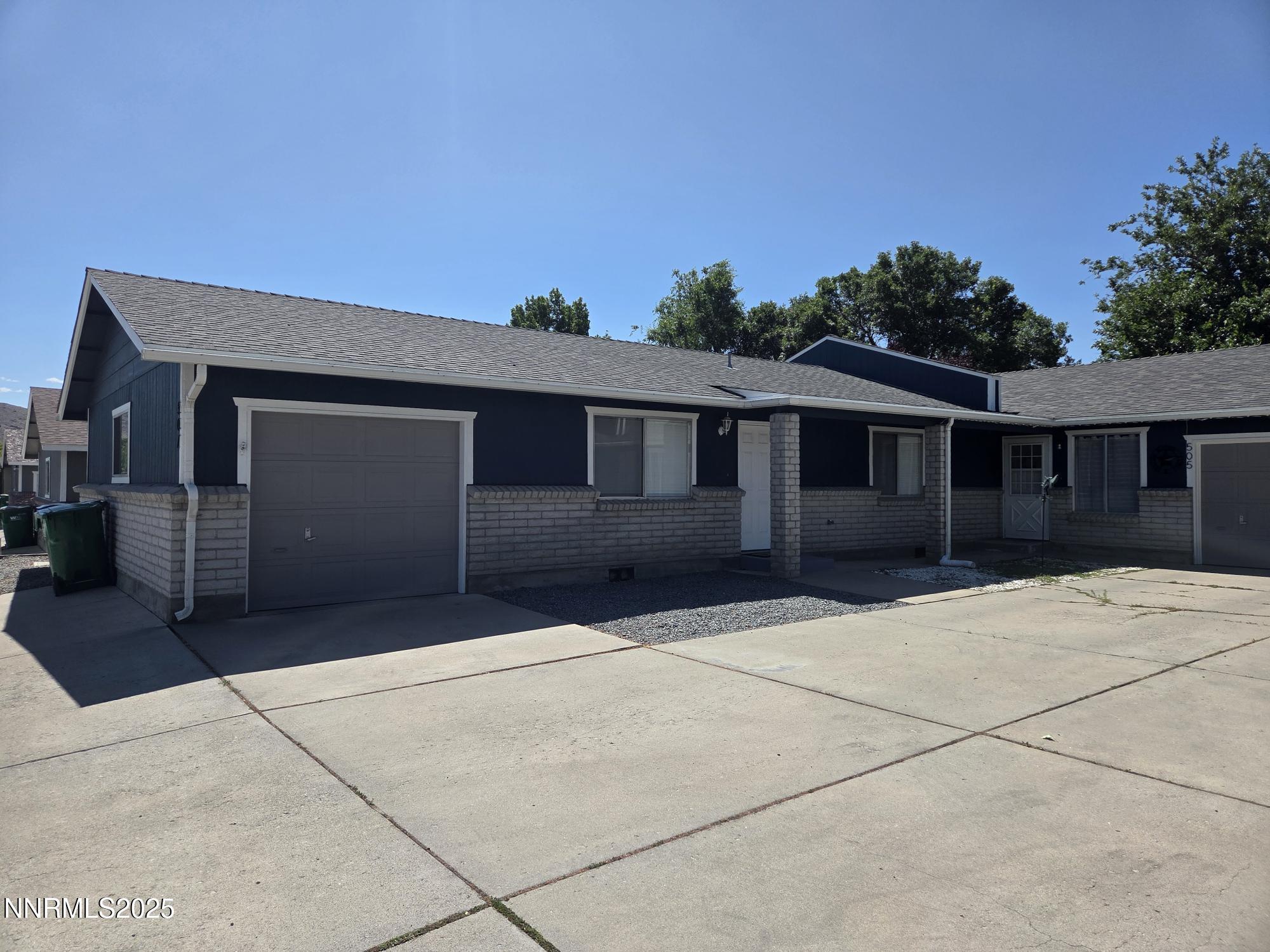 507 Travis Drive Property Photo 2