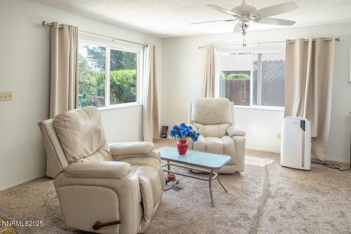 1241 W Newlands Drive Property Photo 7