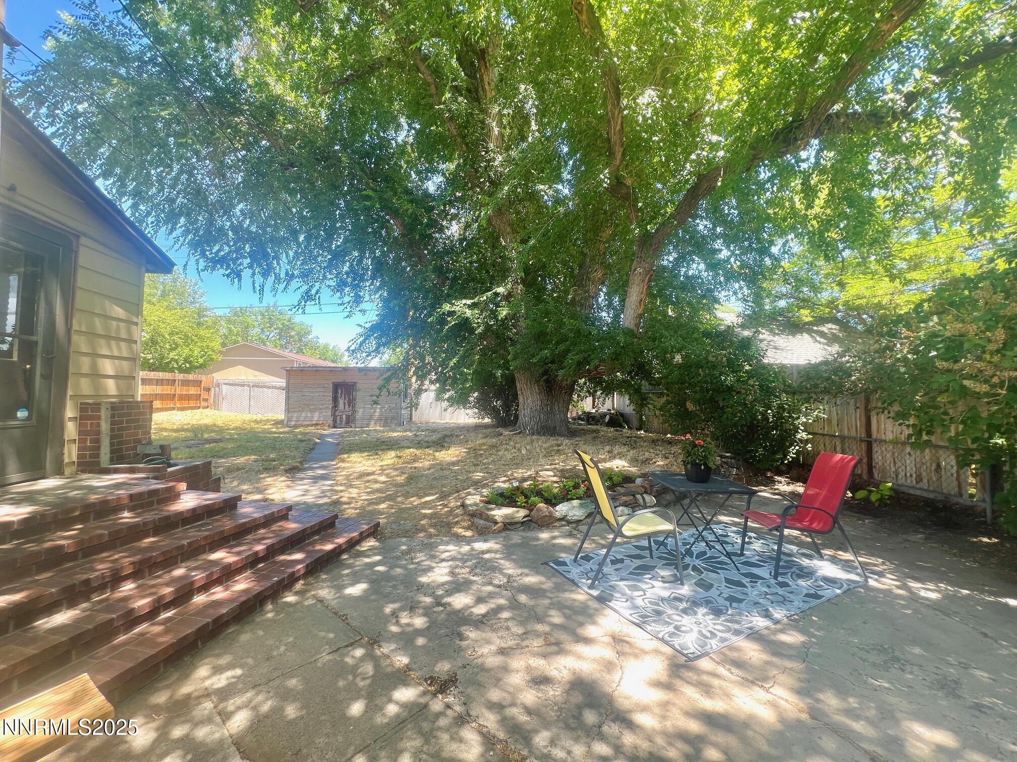223 S Harbin Avenue Property Photo 13