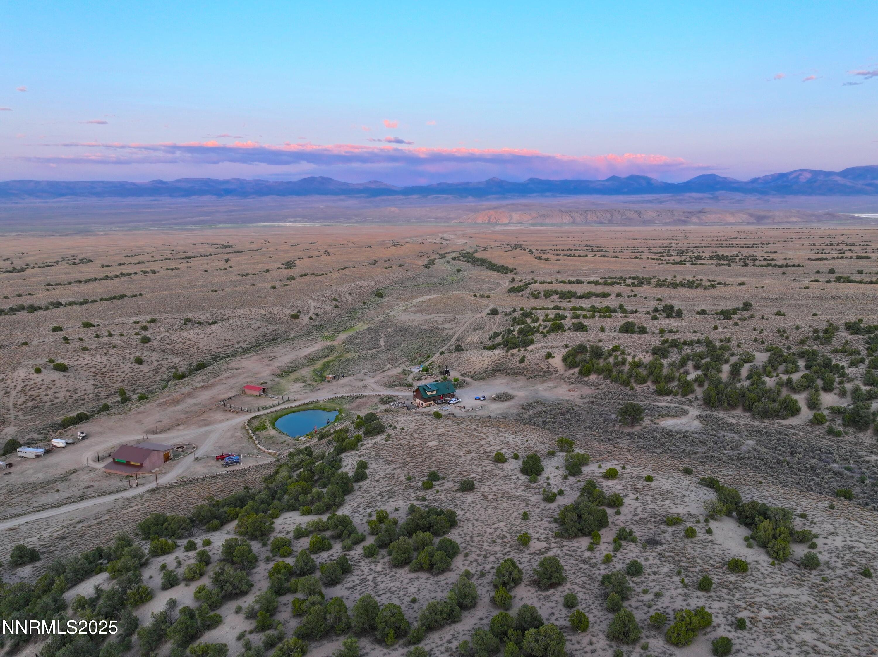 3350 Ike's Canyon Road Property Photo 11