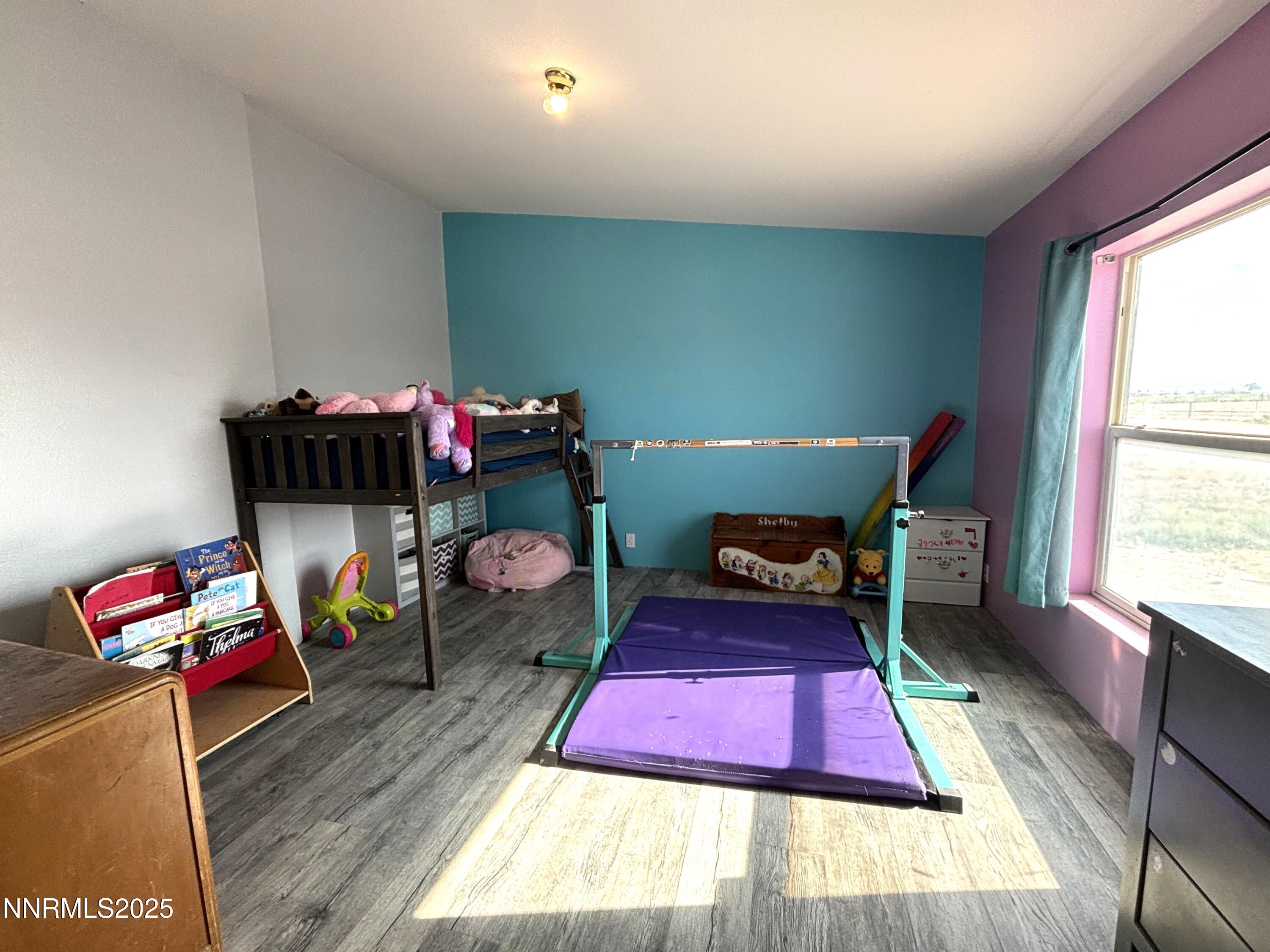 2020 E Horseshoe Road Property Photo 16