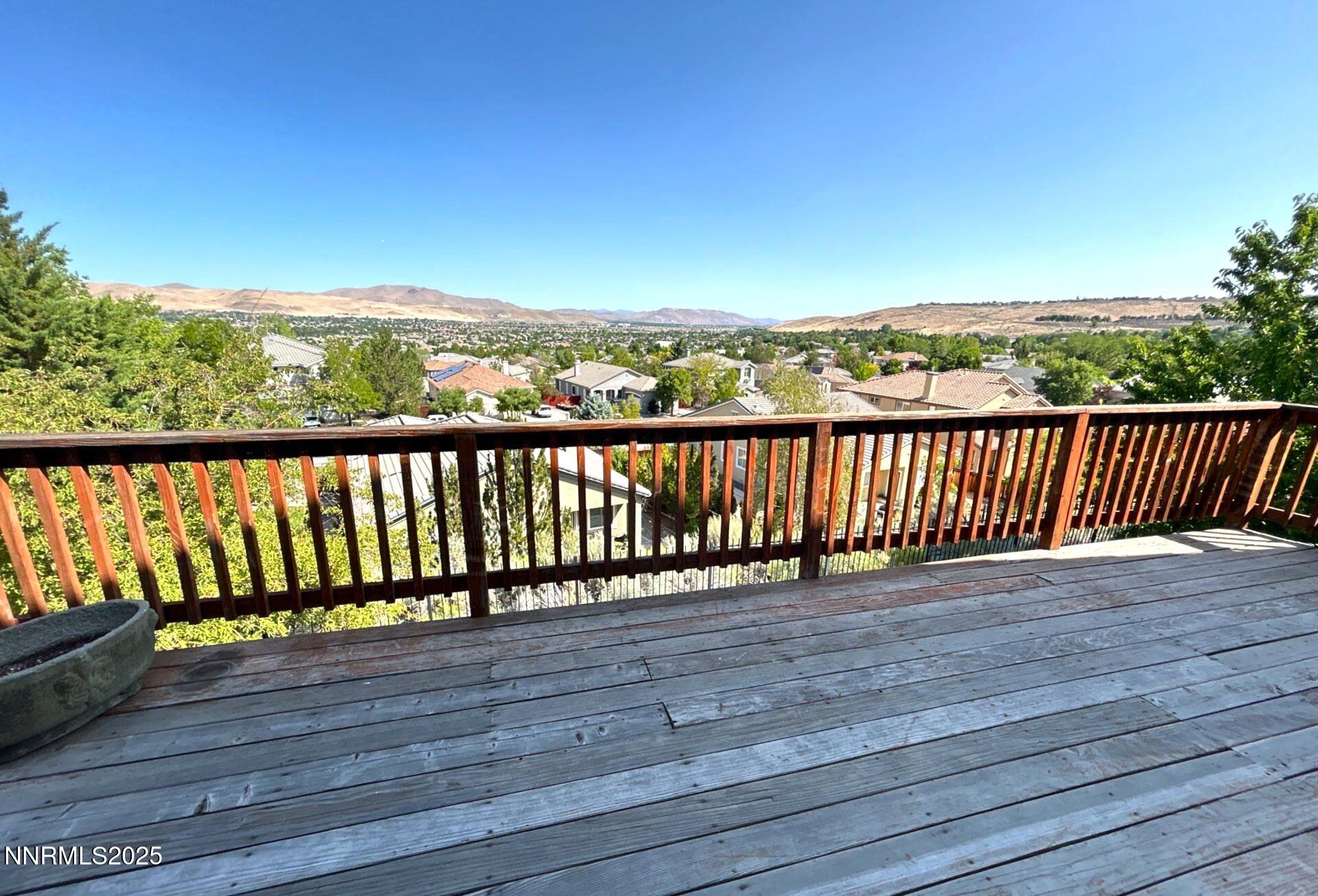 1484 Cloud Peak Drive Property Photo 15