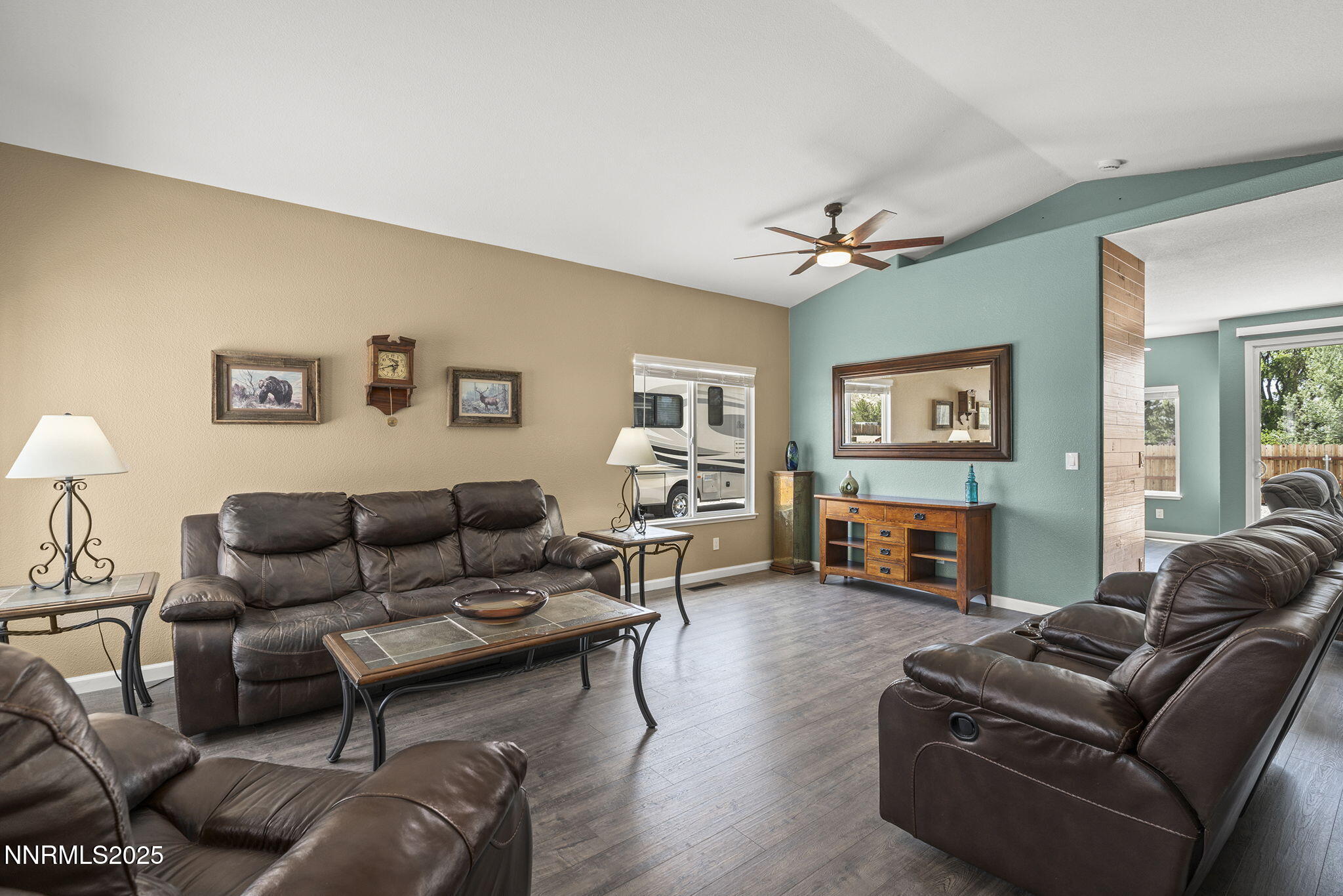 20970 White Rock Drive Property Photo 9