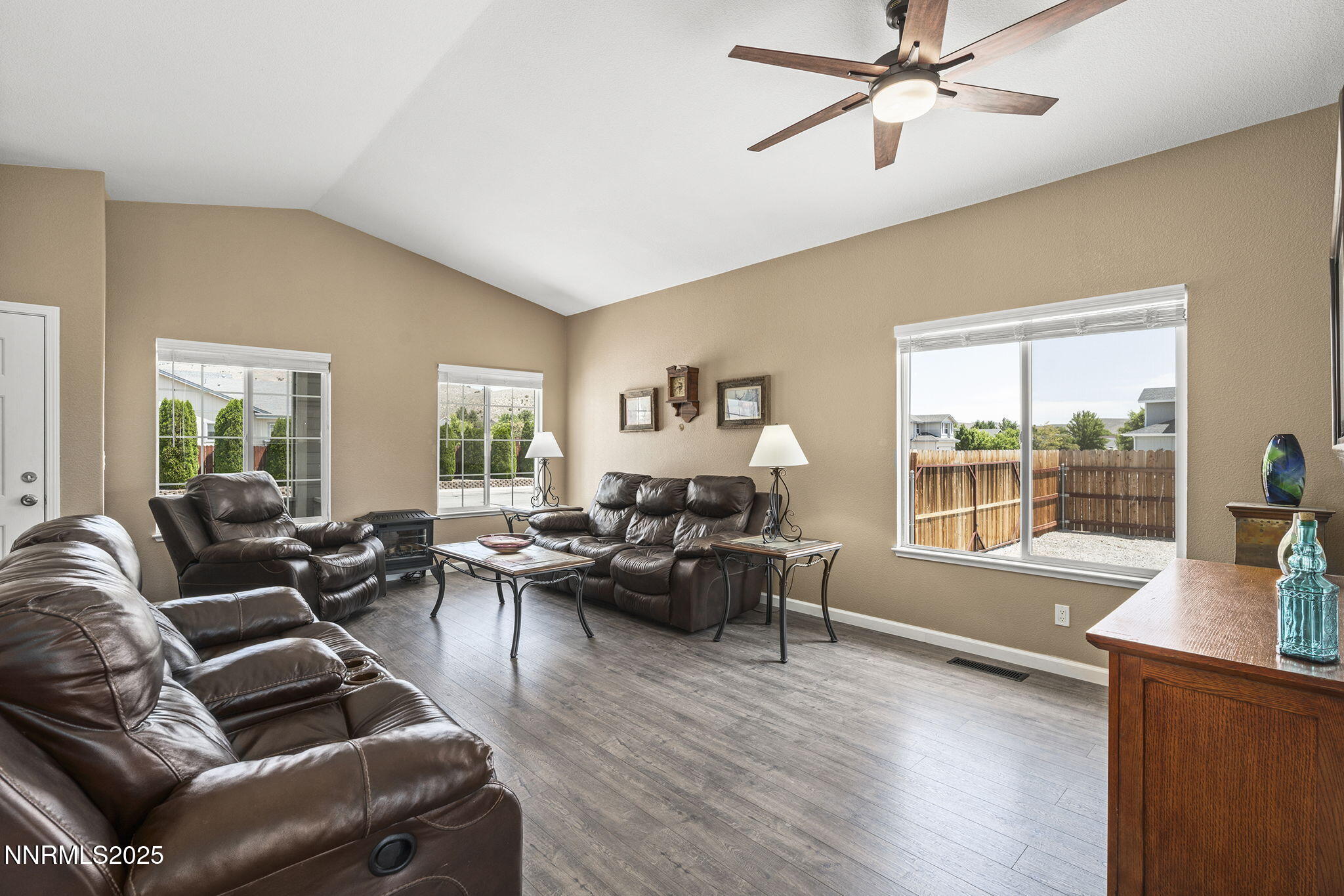 20970 White Rock Drive Property Photo 11