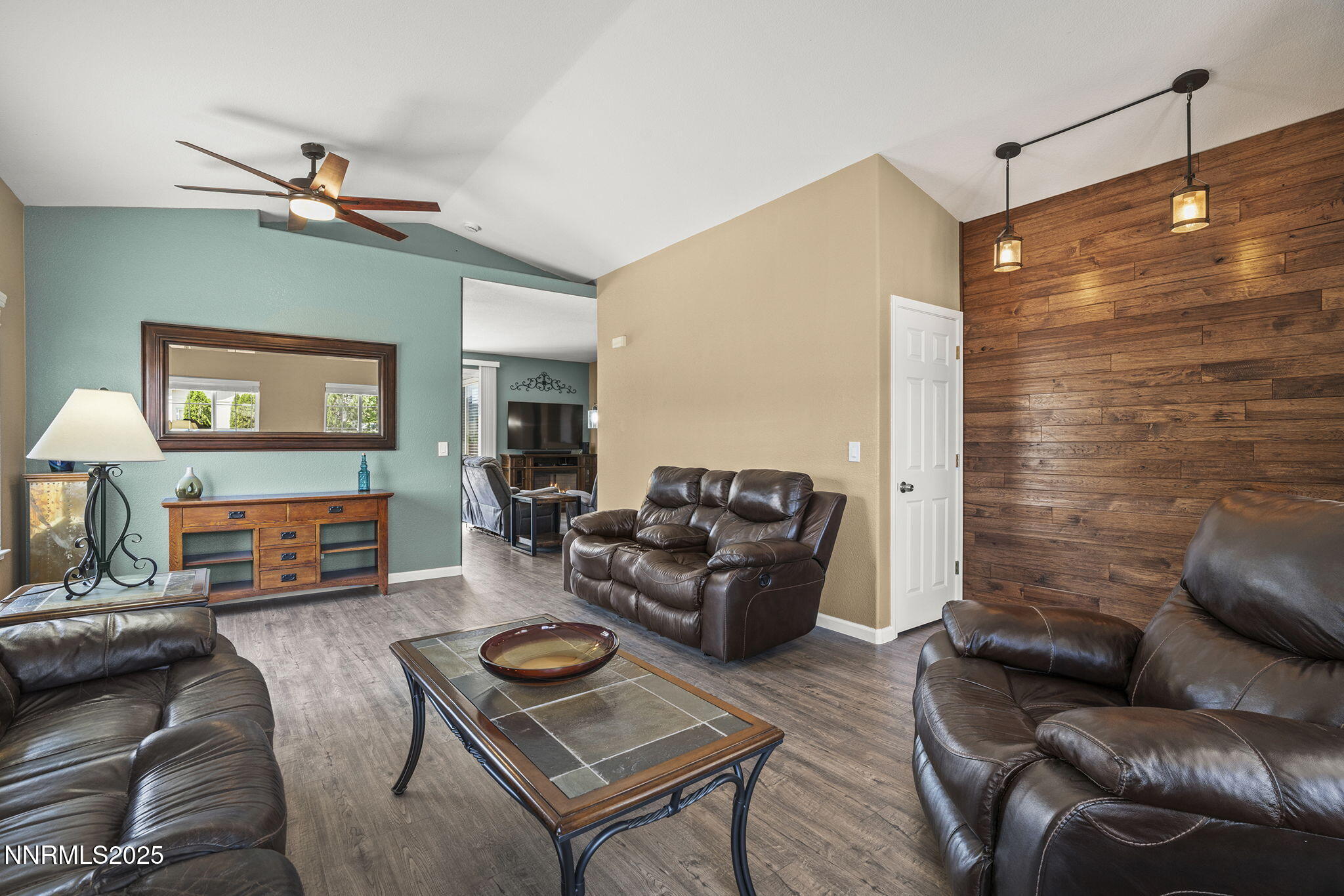 20970 White Rock Drive Property Photo 12