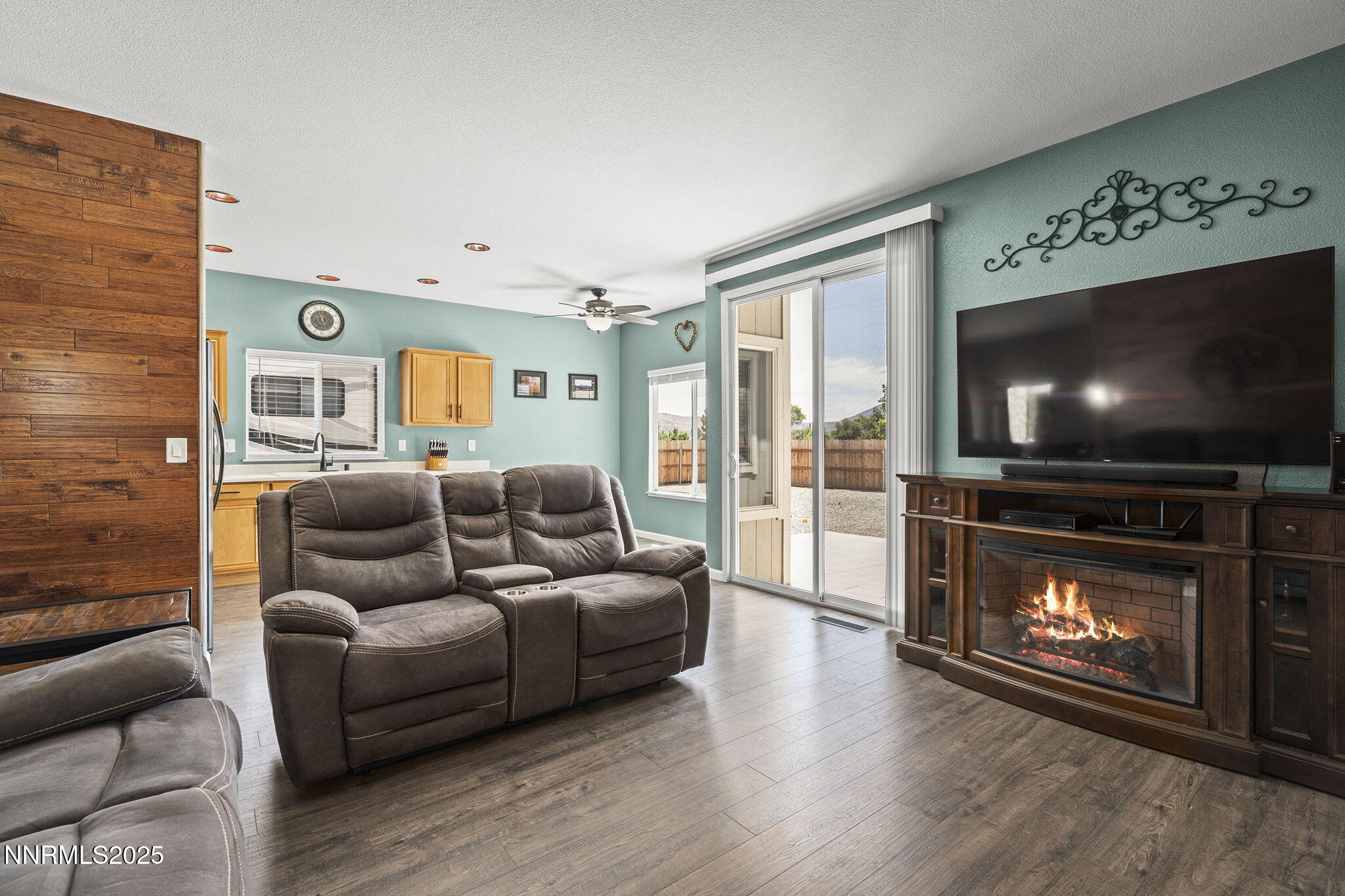 20970 White Rock Drive Property Photo 15