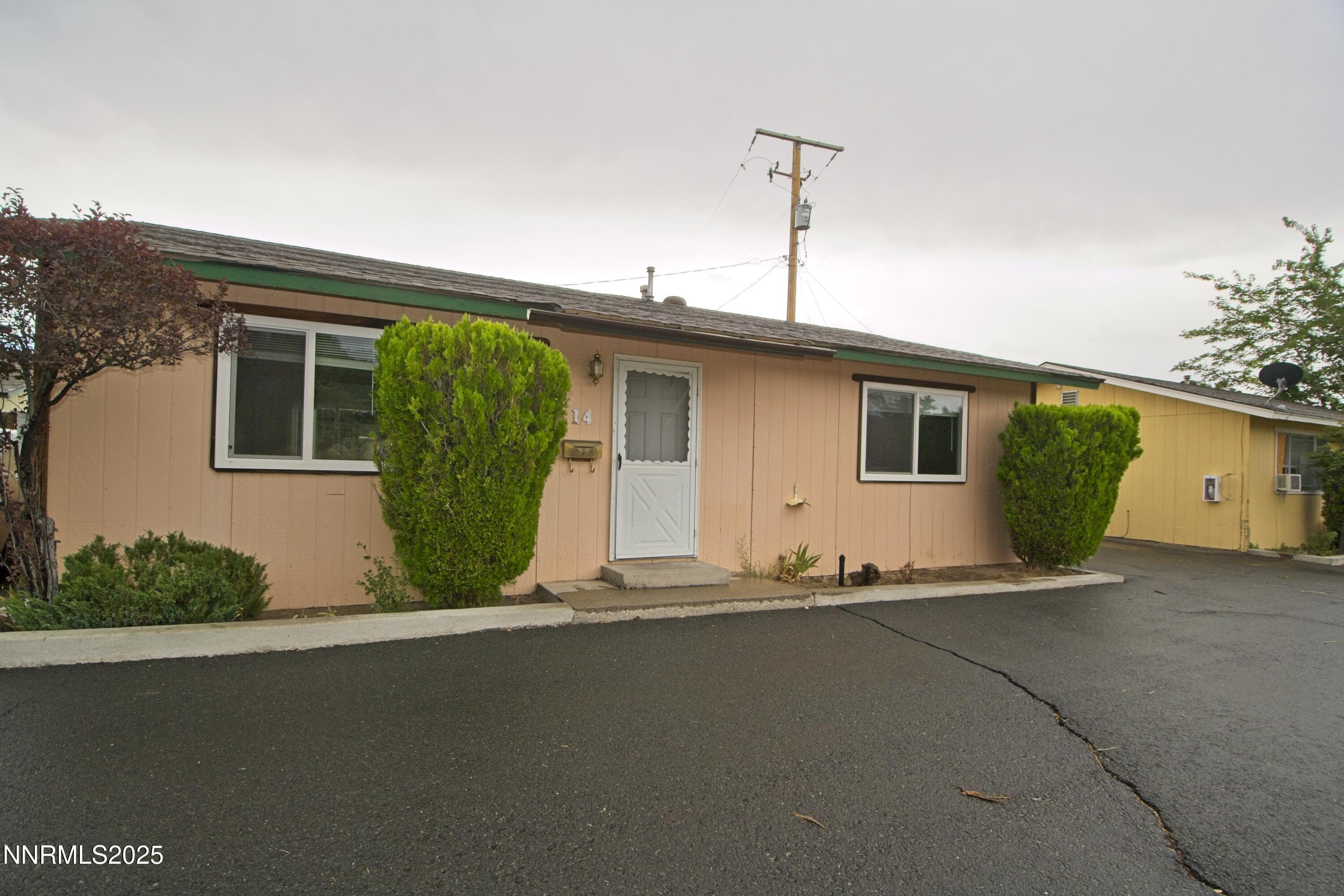 1600 E Long Street Property Photo 1