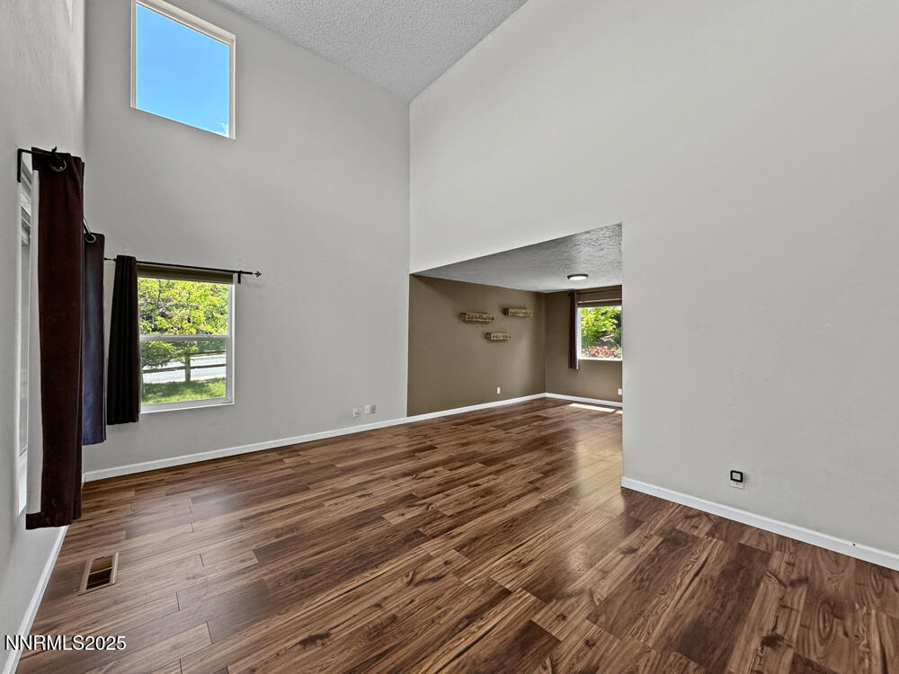 1471 Mescalero Avenue Property Photo 4