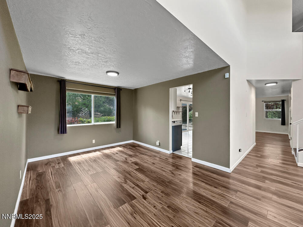 1471 Mescalero Avenue Property Photo 7