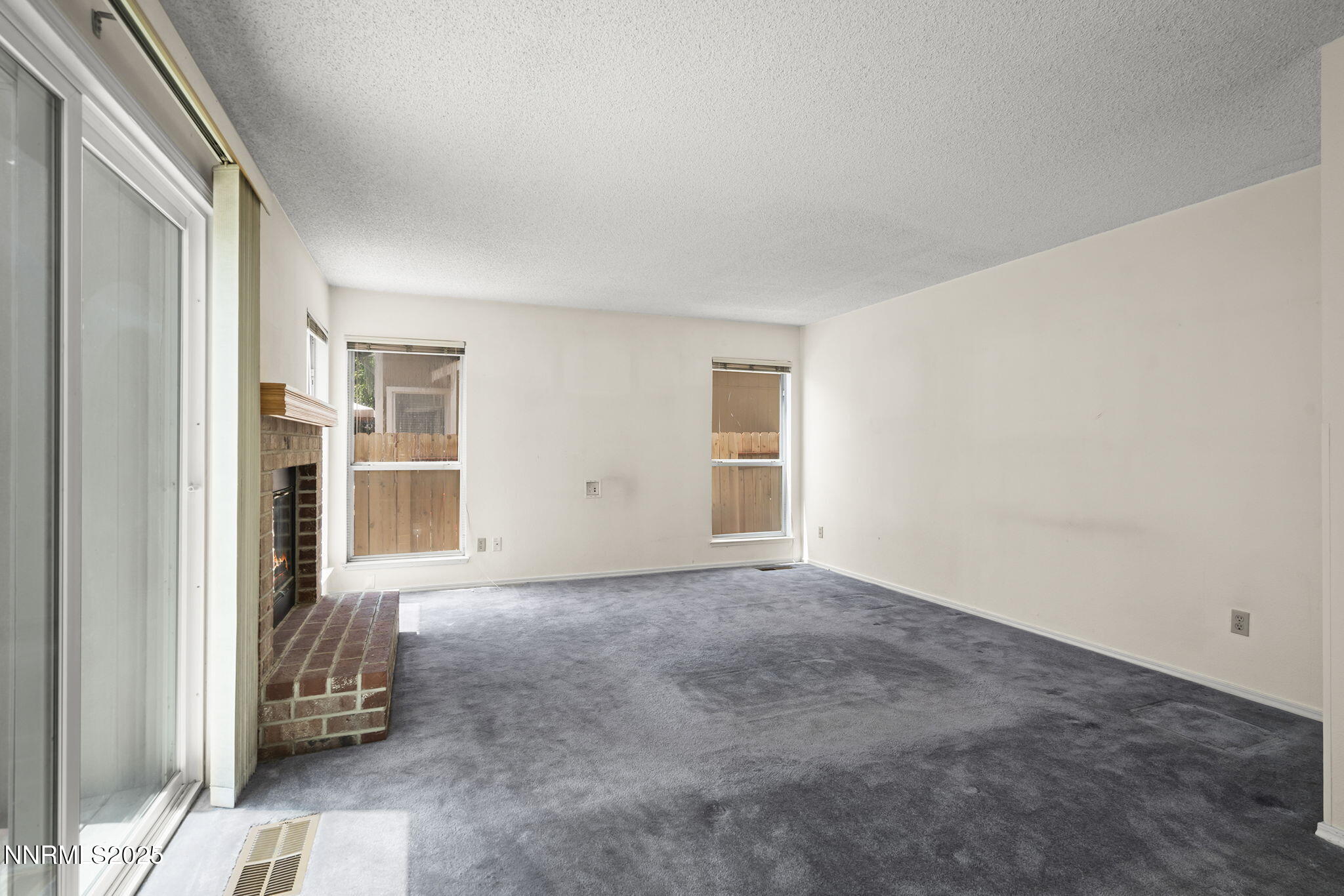 940 Skyway Drive Property Photo 9