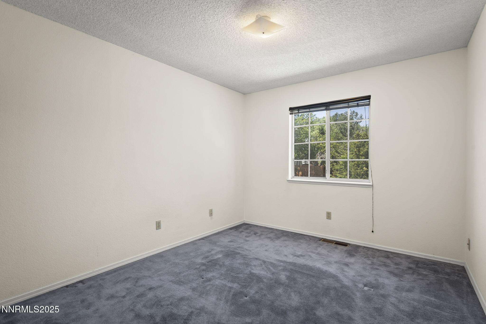 940 Skyway Drive Property Photo 16