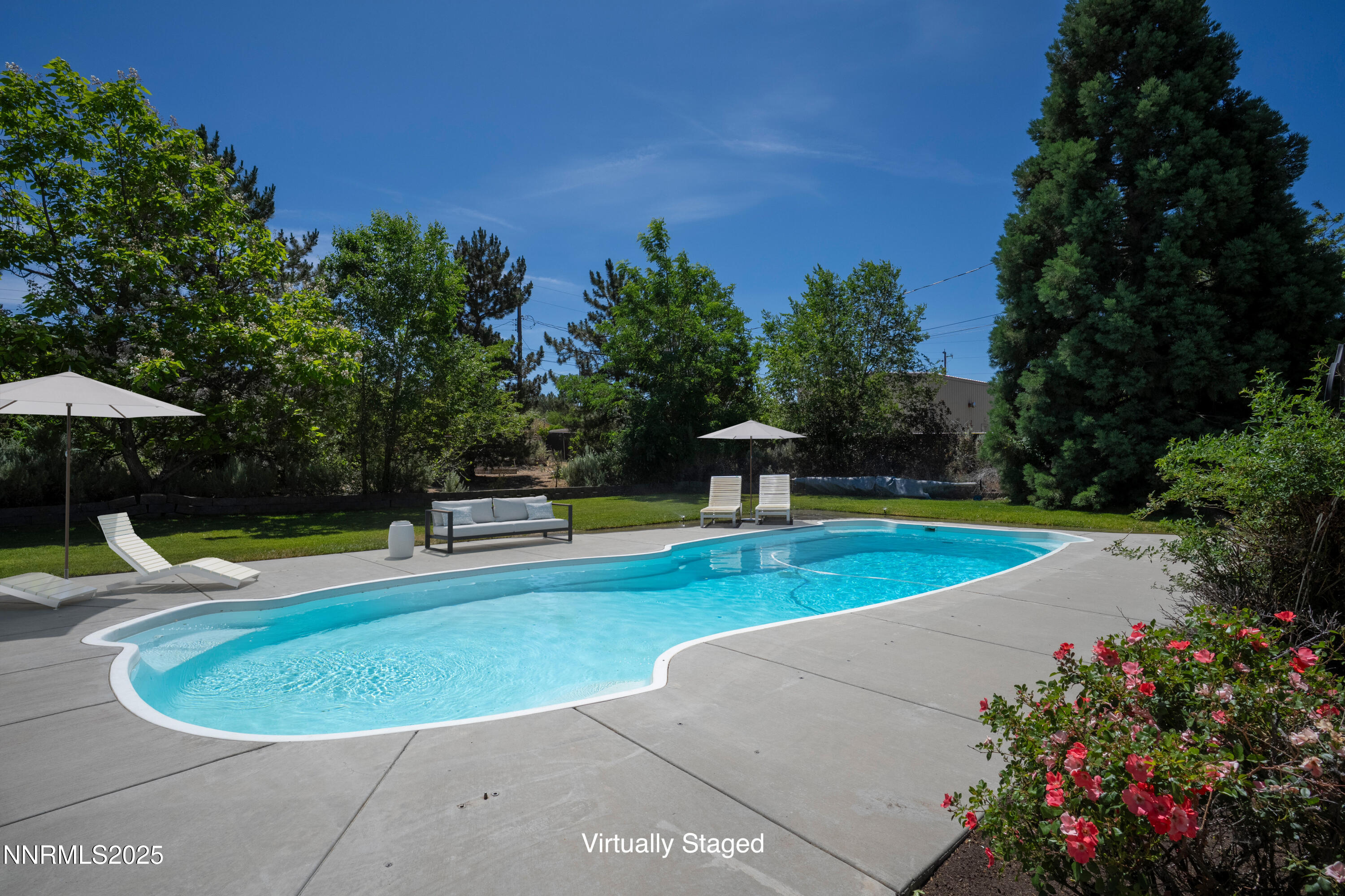 4221 Hillview Drive Property Photo 22