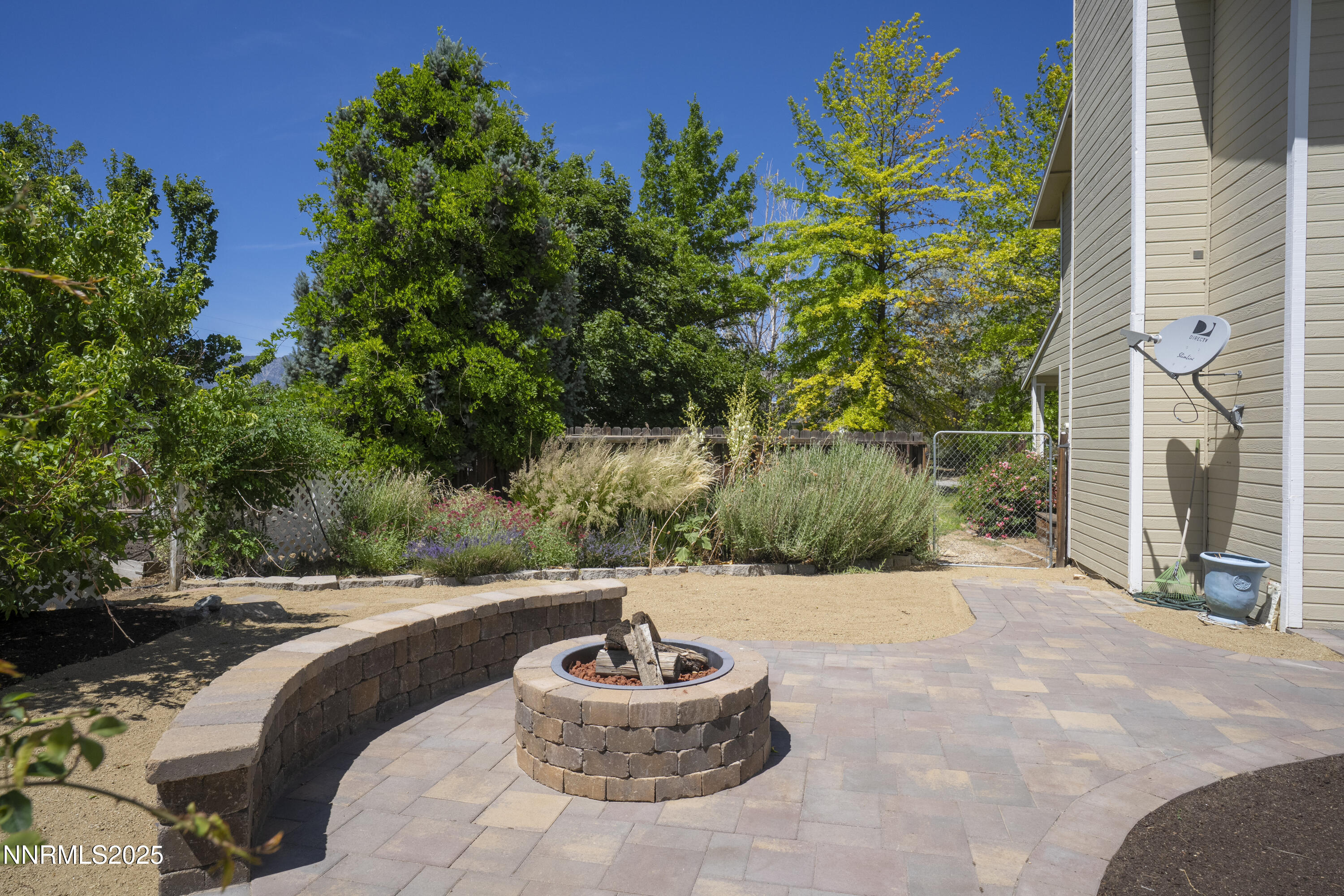 4221 Hillview Drive Property Photo 27