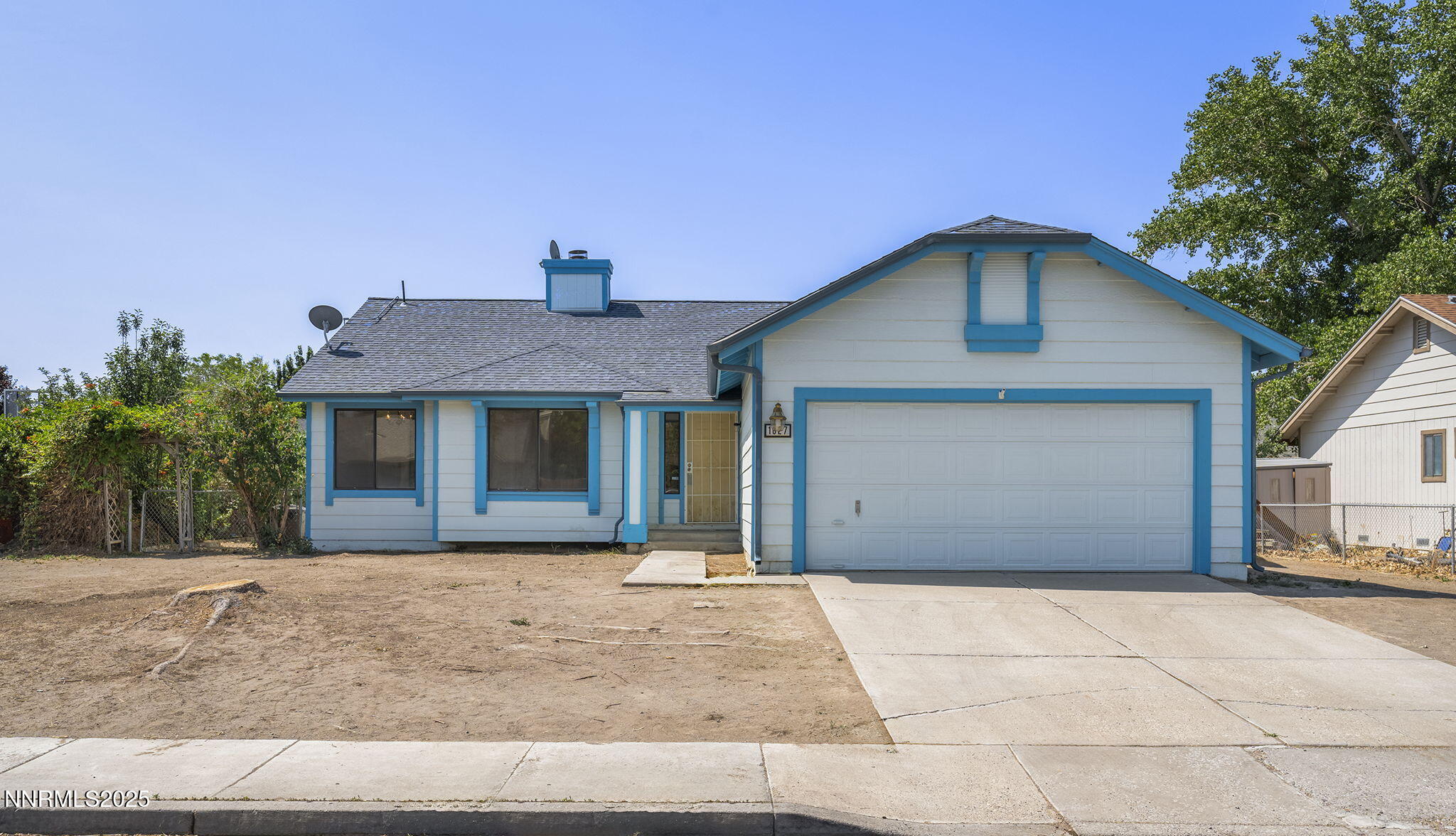 1627 Johns Circle Property Photo 1
