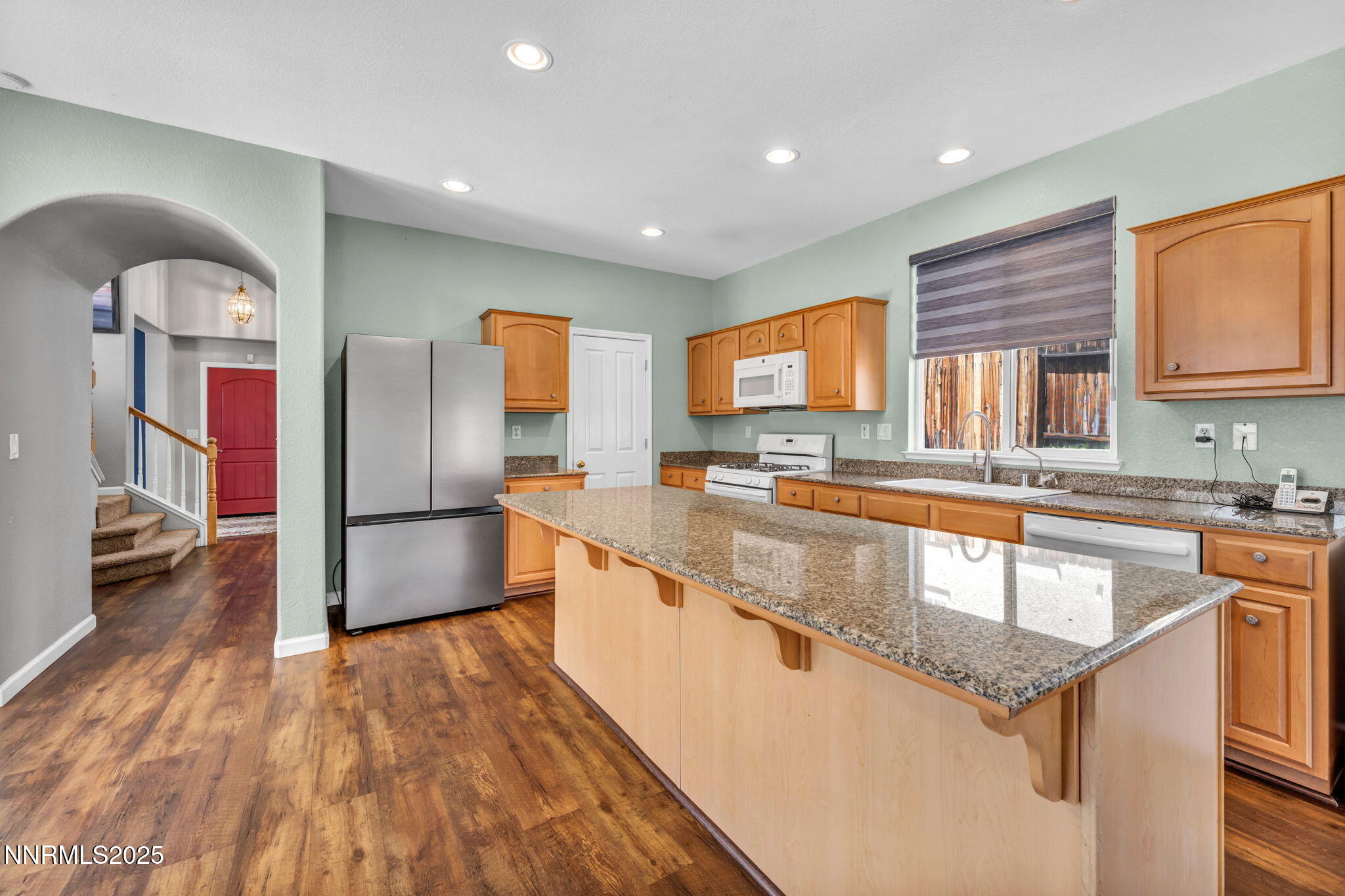 585 Sonora Pass Court Property Photo 15