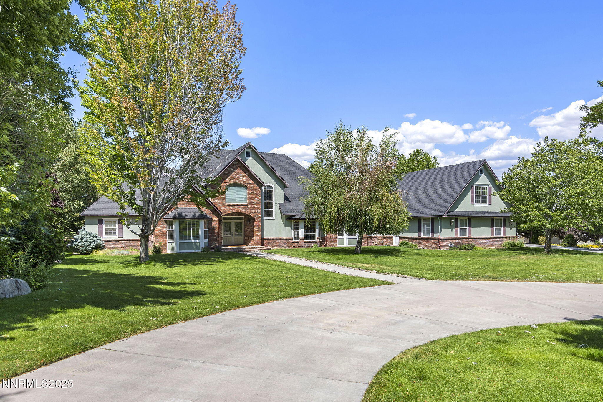 224 Foothill Meadows Court Property Photo 1