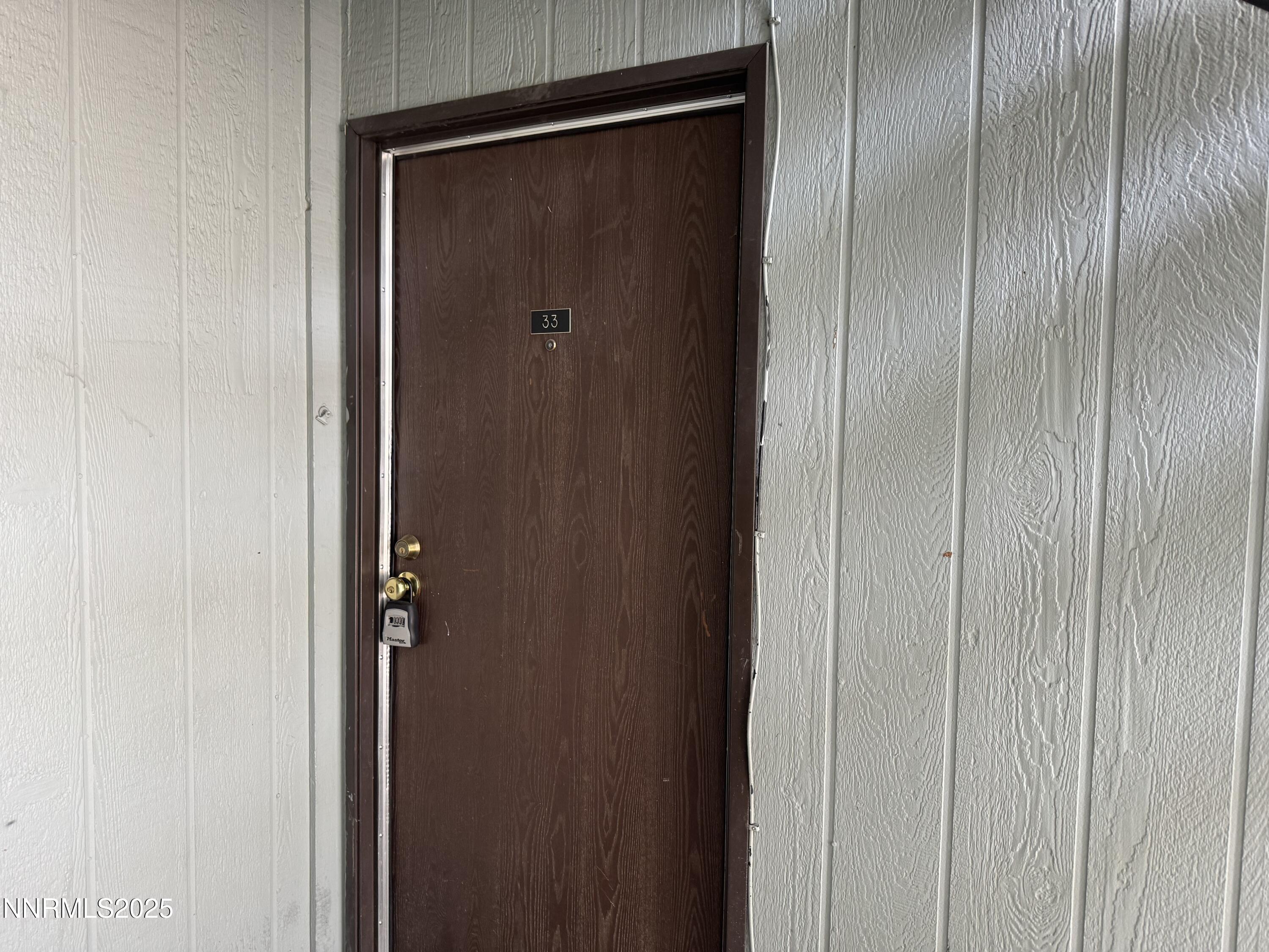 4600 Neil Road Property Photo 3