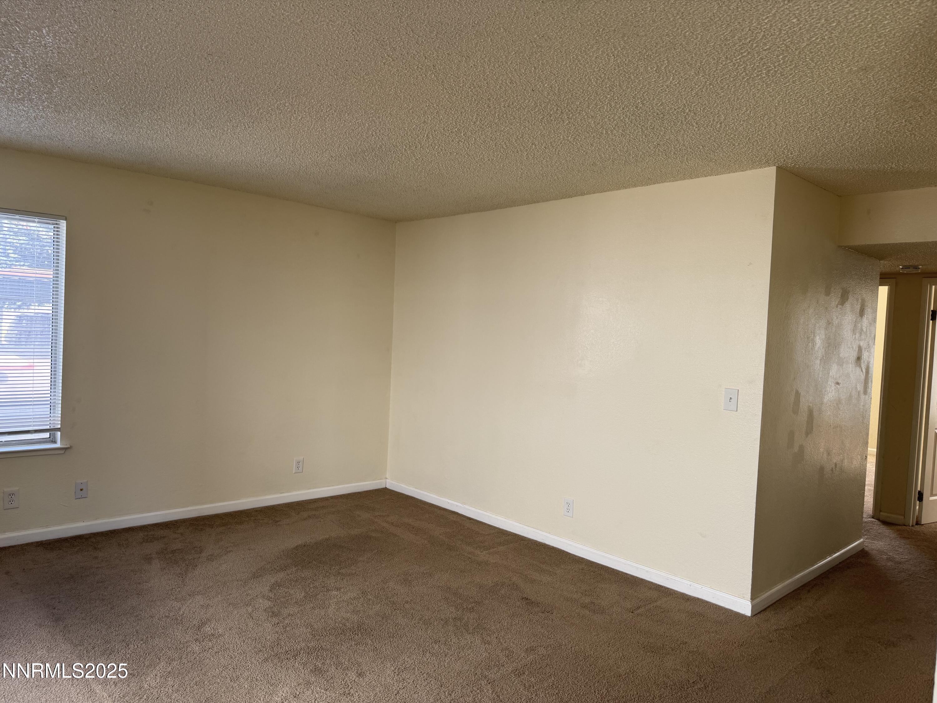 4600 Neil Road Property Photo 8