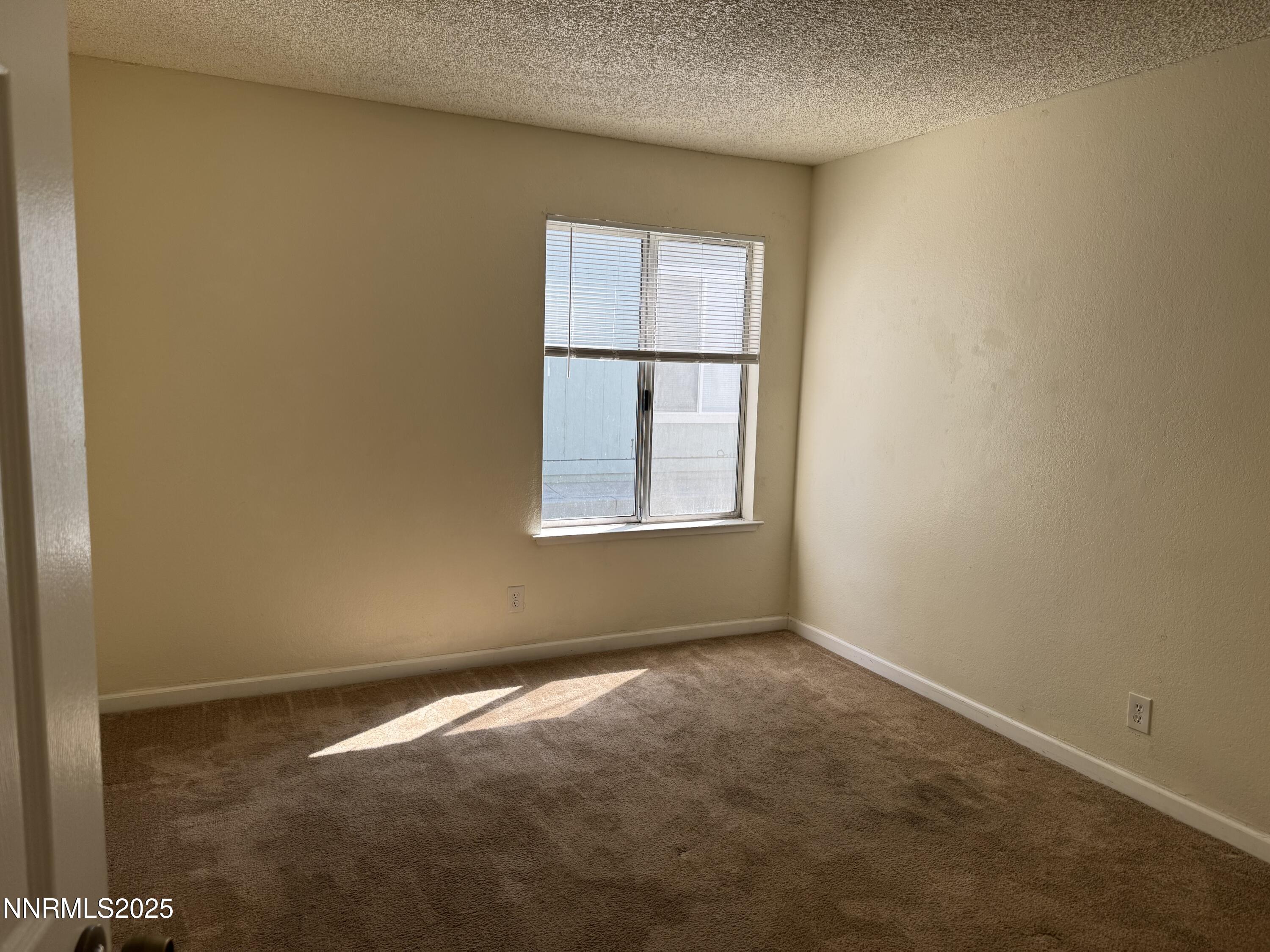 4600 Neil Road Property Photo 12