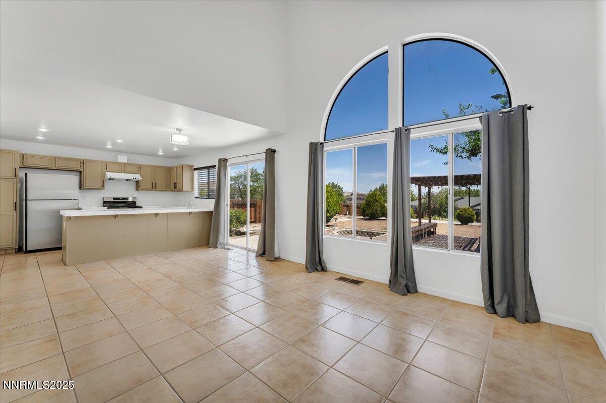 1592 Reno View Drive Property Photo 9