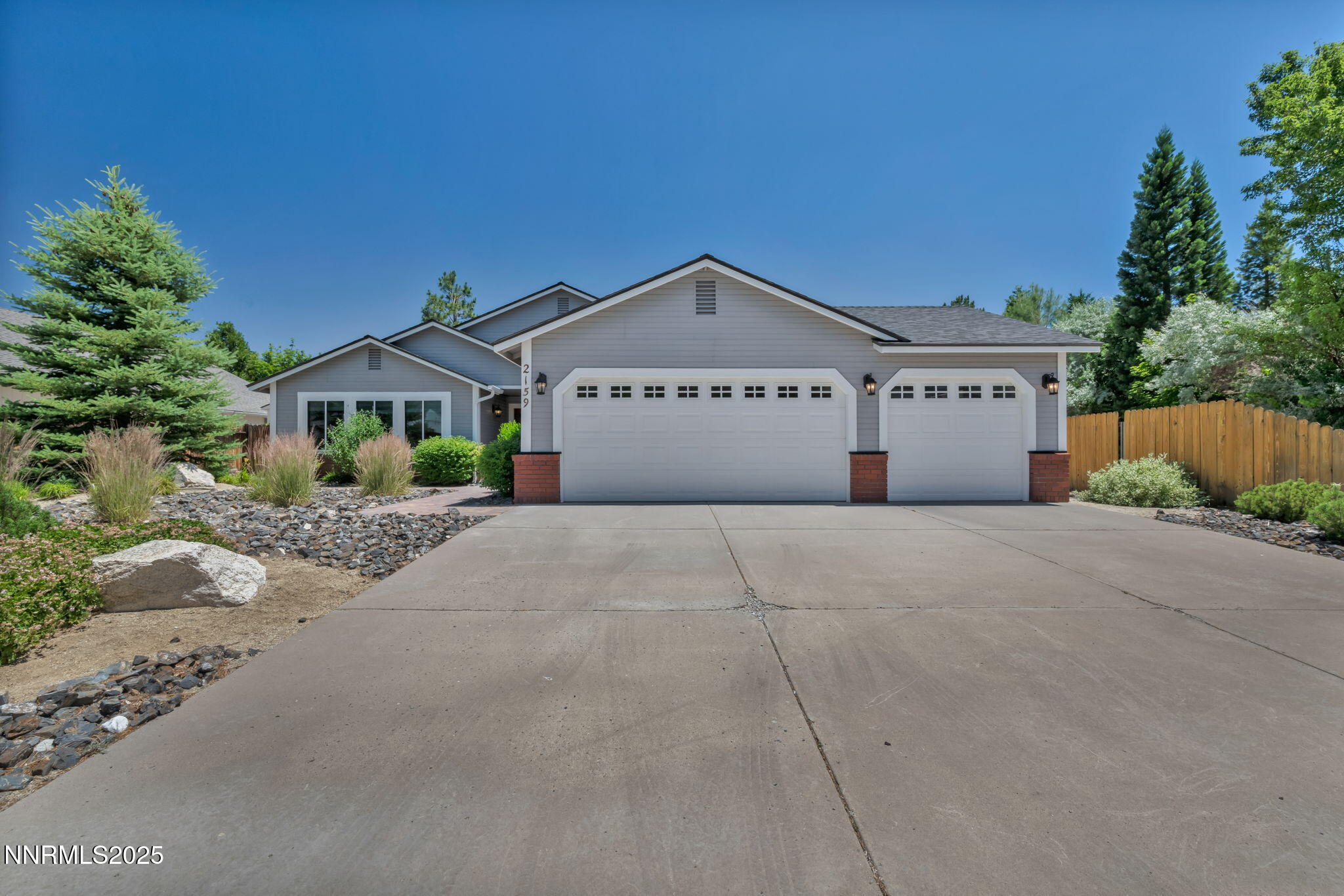 2159 Shadow Brook Court Property Photo 3