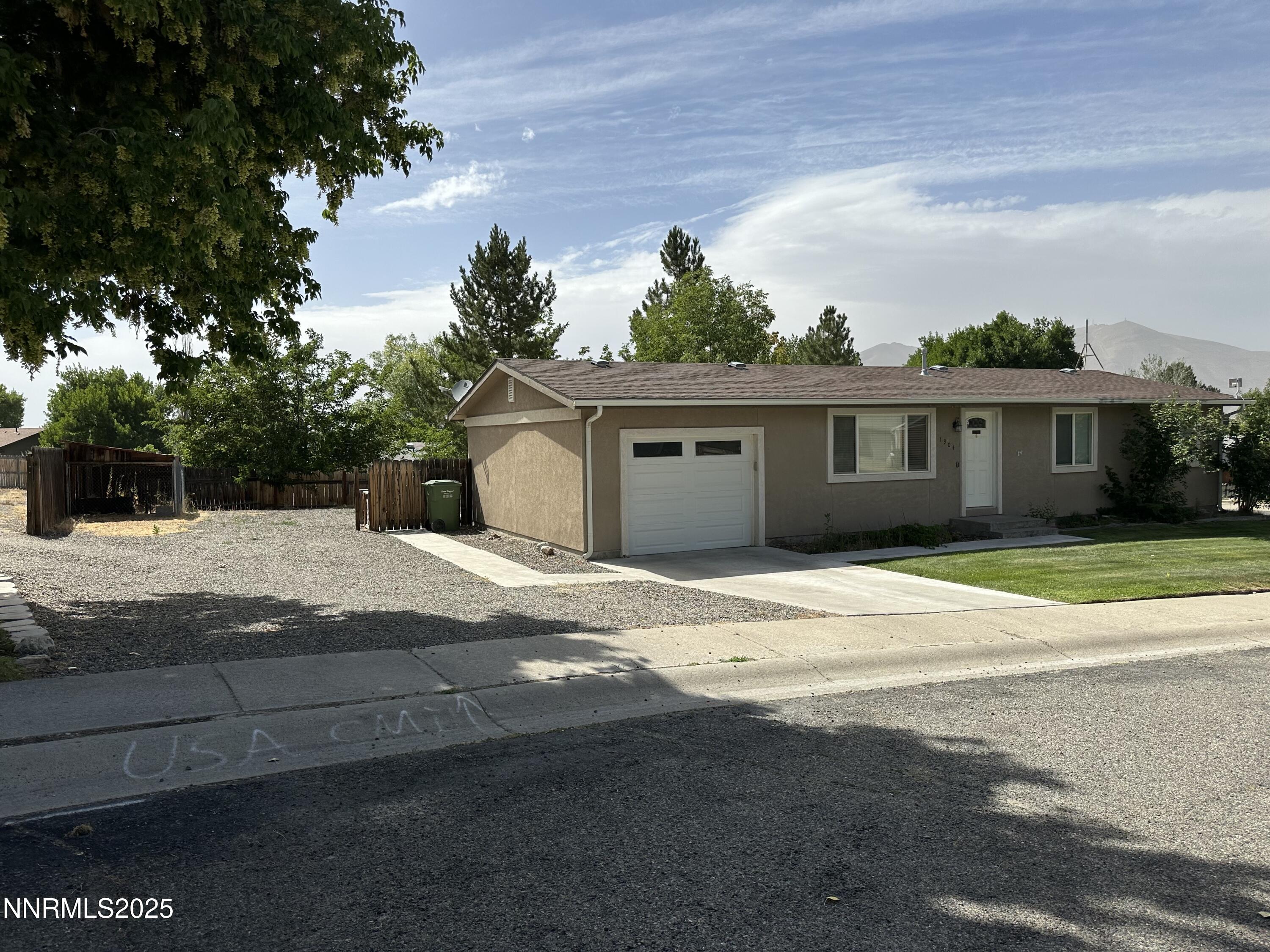 1904 Skyland Boulevard