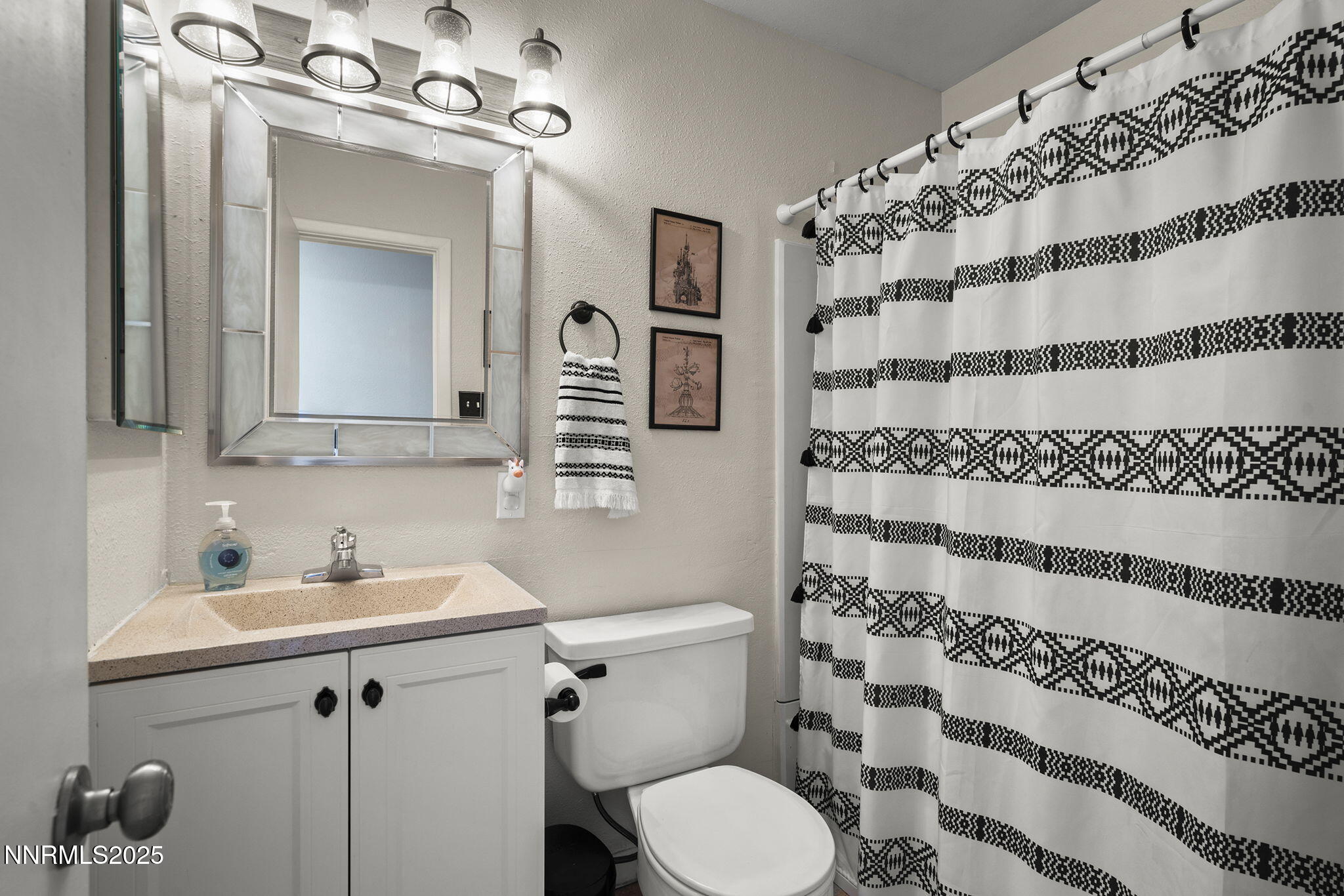 3505 Everett Drive Property Photo 13