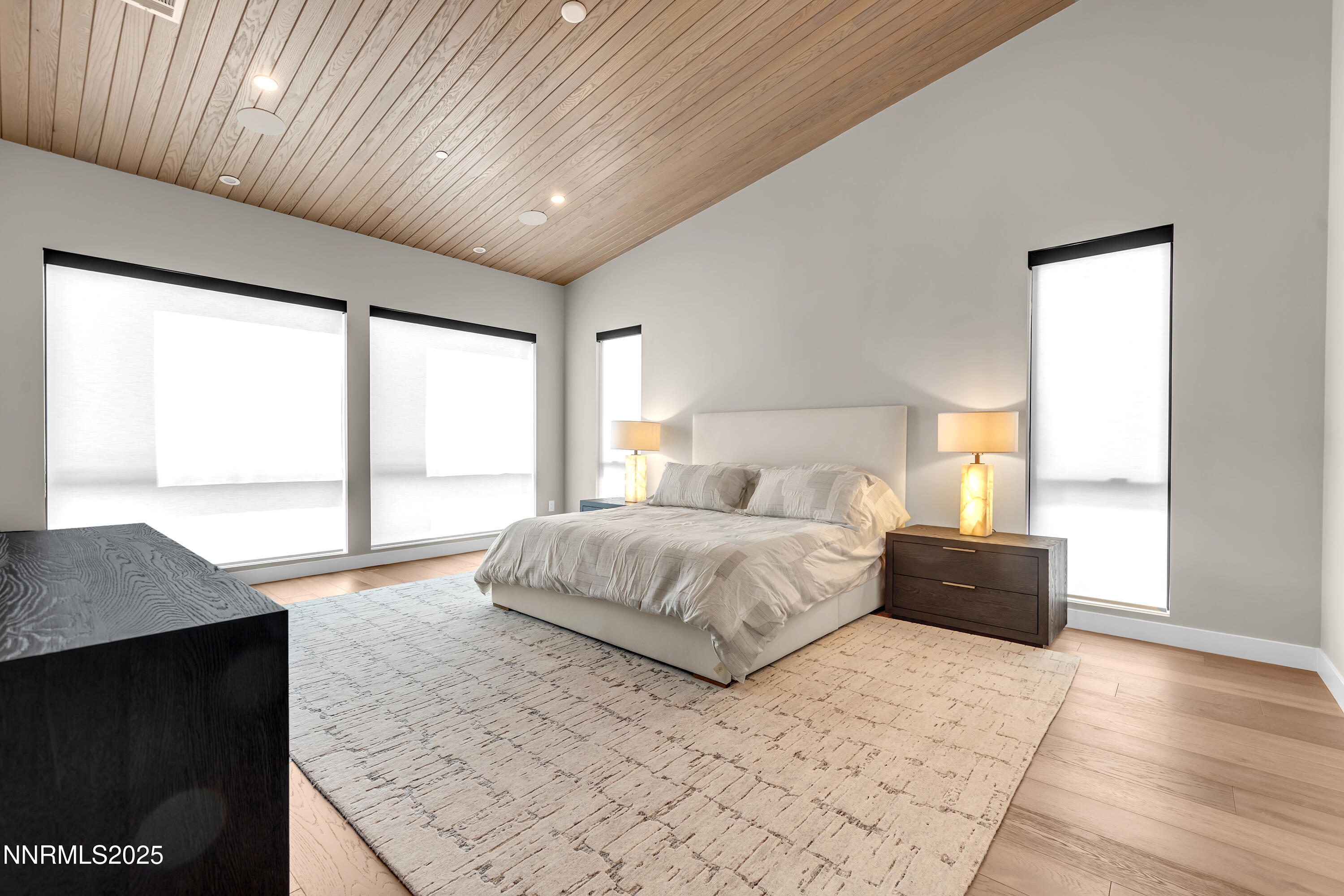 66 Caballada Street Property Photo 8