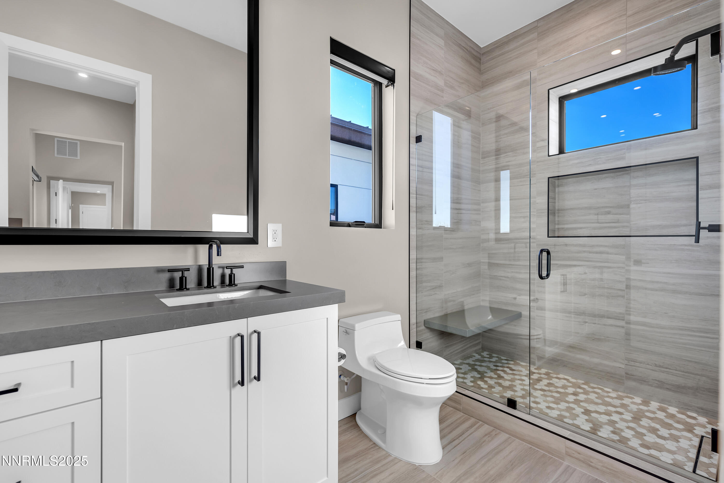 66 Caballada Street Property Photo 14
