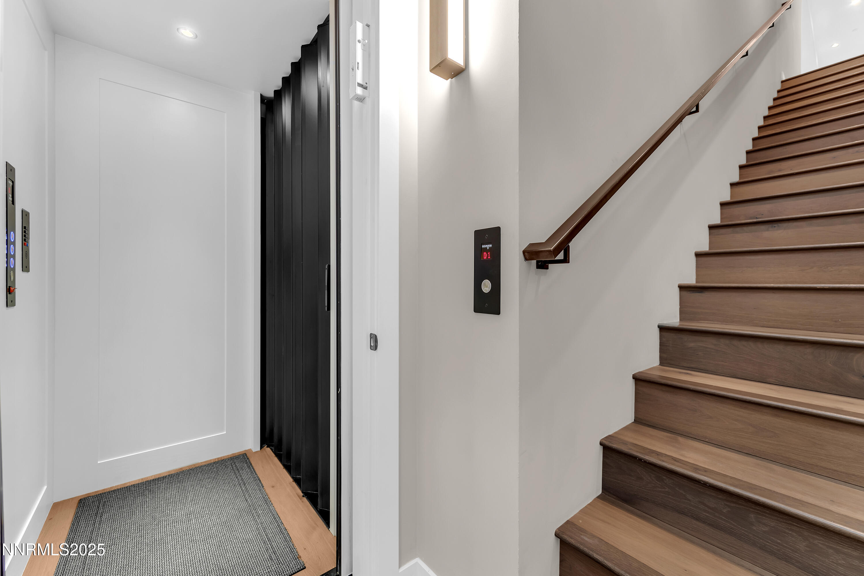 66 Caballada Street Property Photo 21