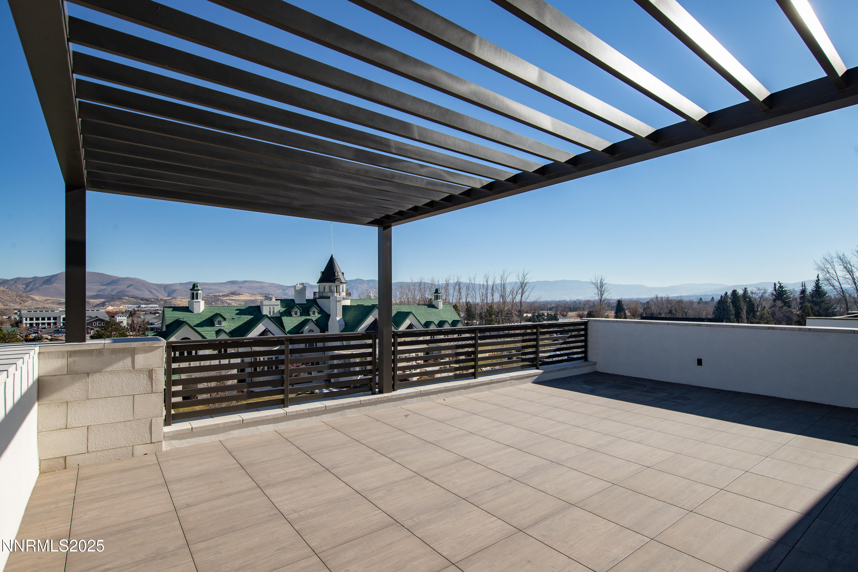 66 Caballada Street Property Photo 22