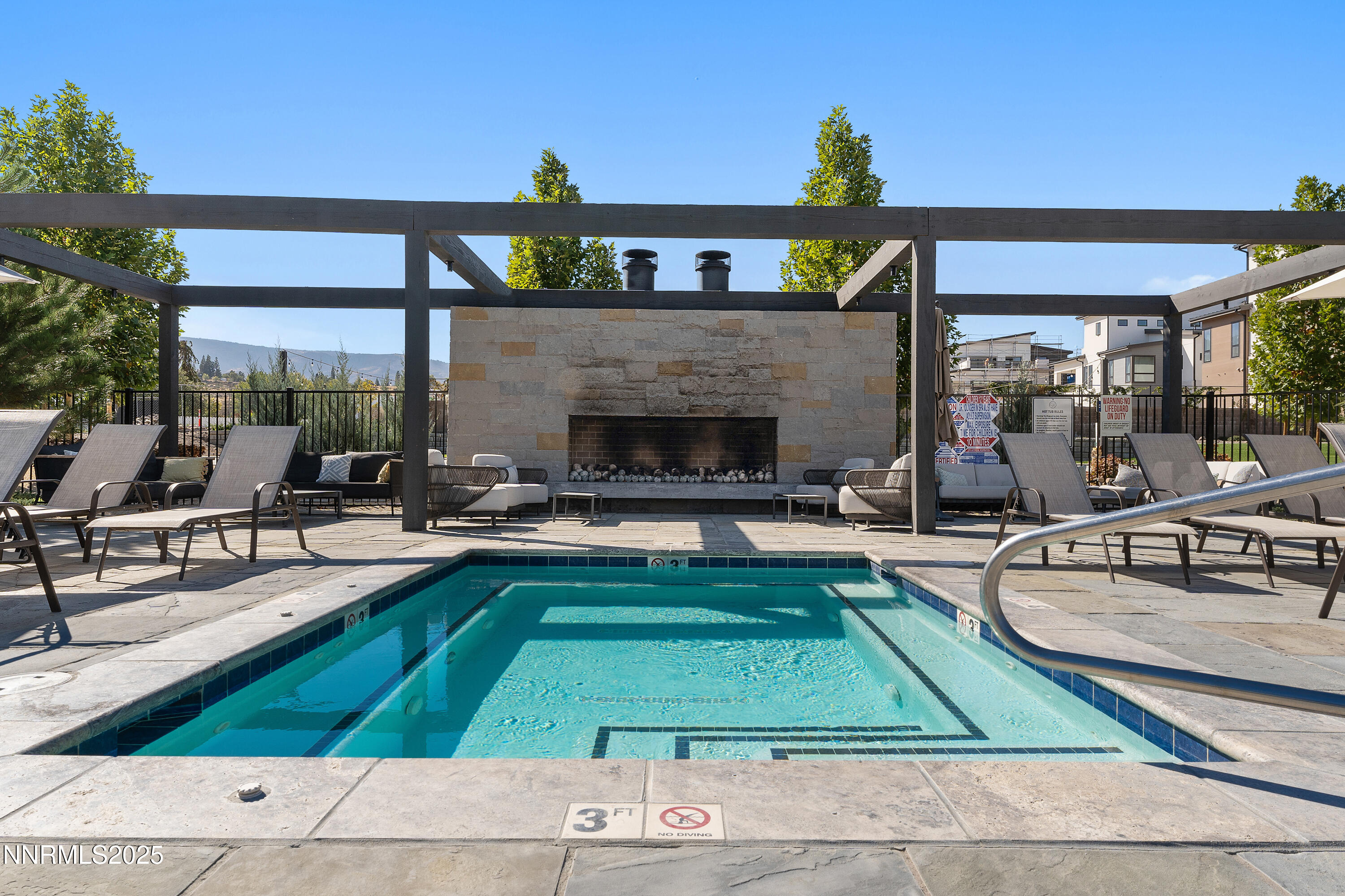 66 Caballada Street Property Photo 32
