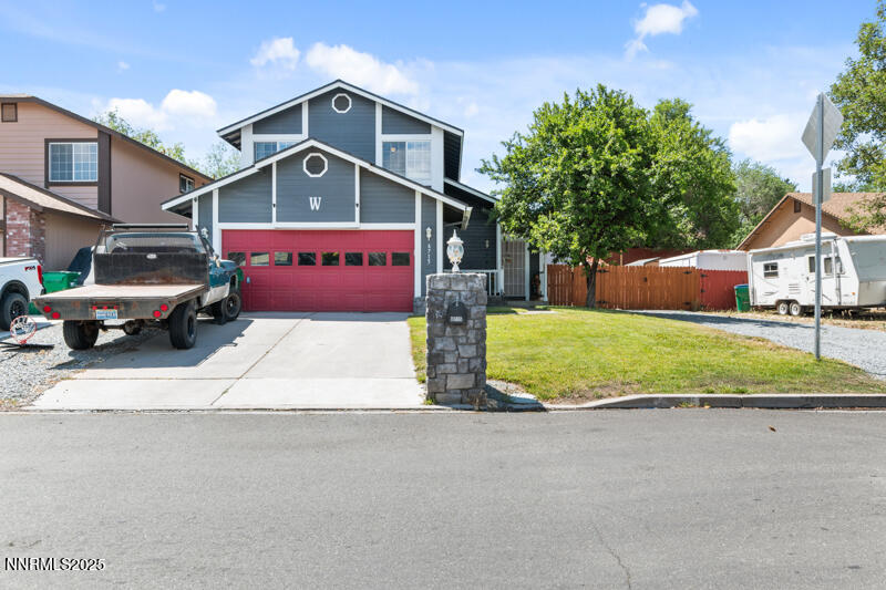6715 Canoe Hill Drive Property Photo 2