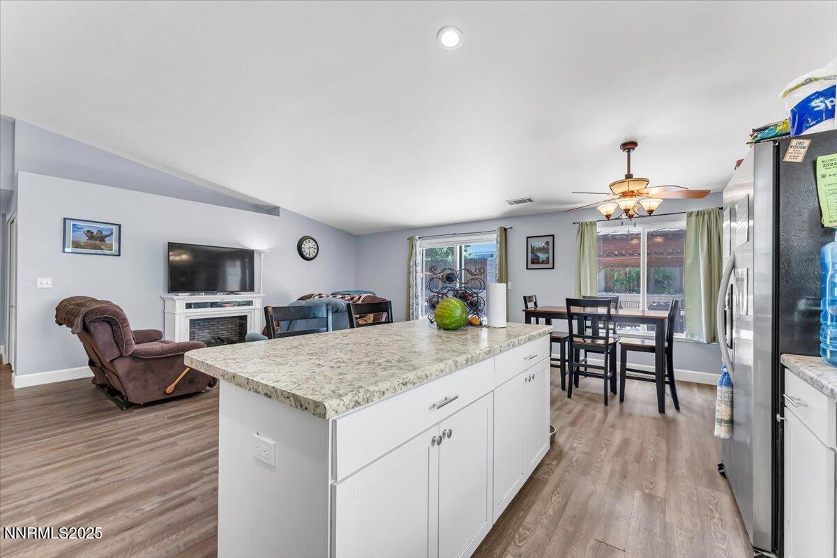 539 Rawe Peak Drive Property Photo 19
