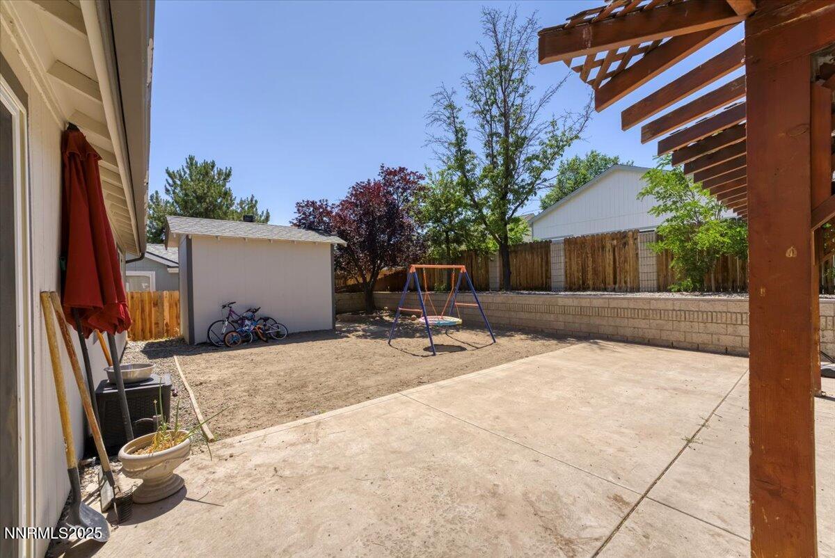 539 Rawe Peak Drive Property Photo 27