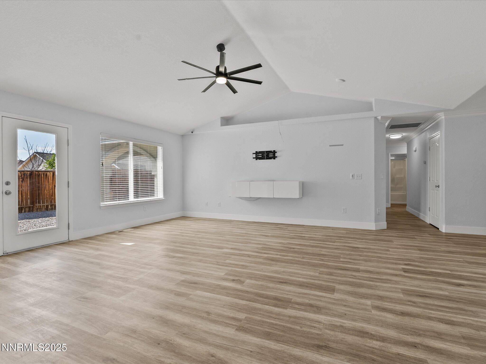 1103 Dixie Lane Property Photo 9