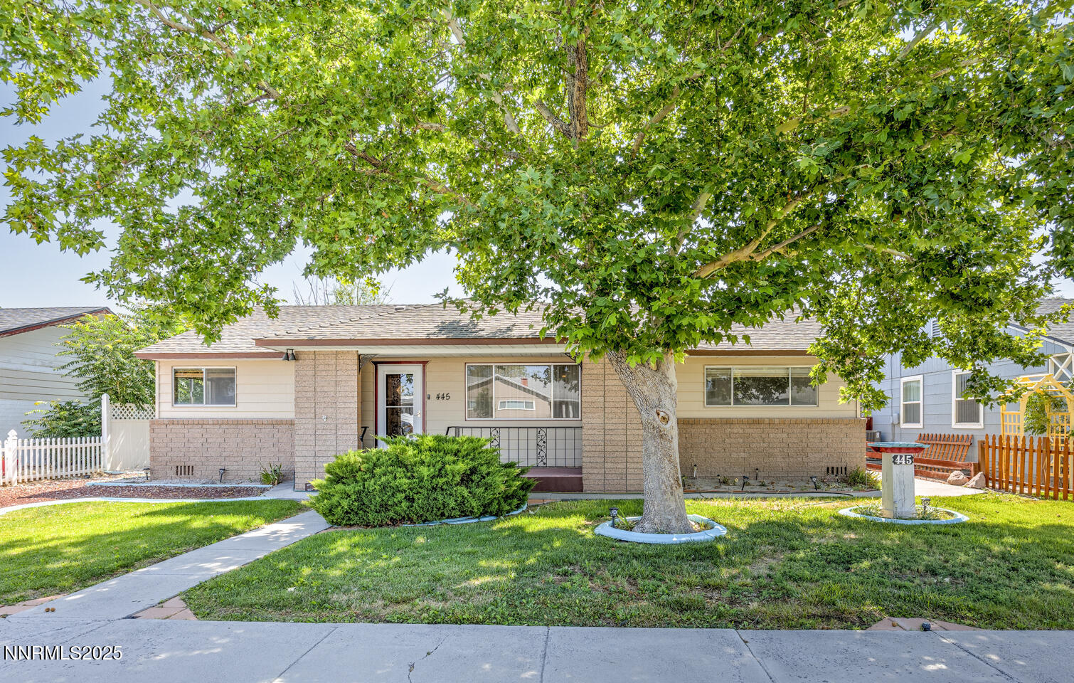 445 S Allen Street Property Photo 1