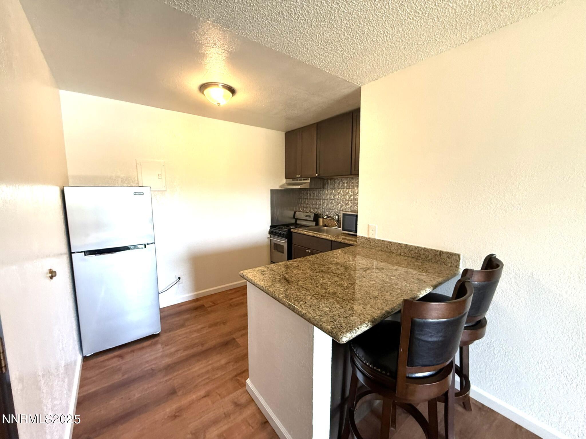 2450 Lymbery Street Property Photo 1