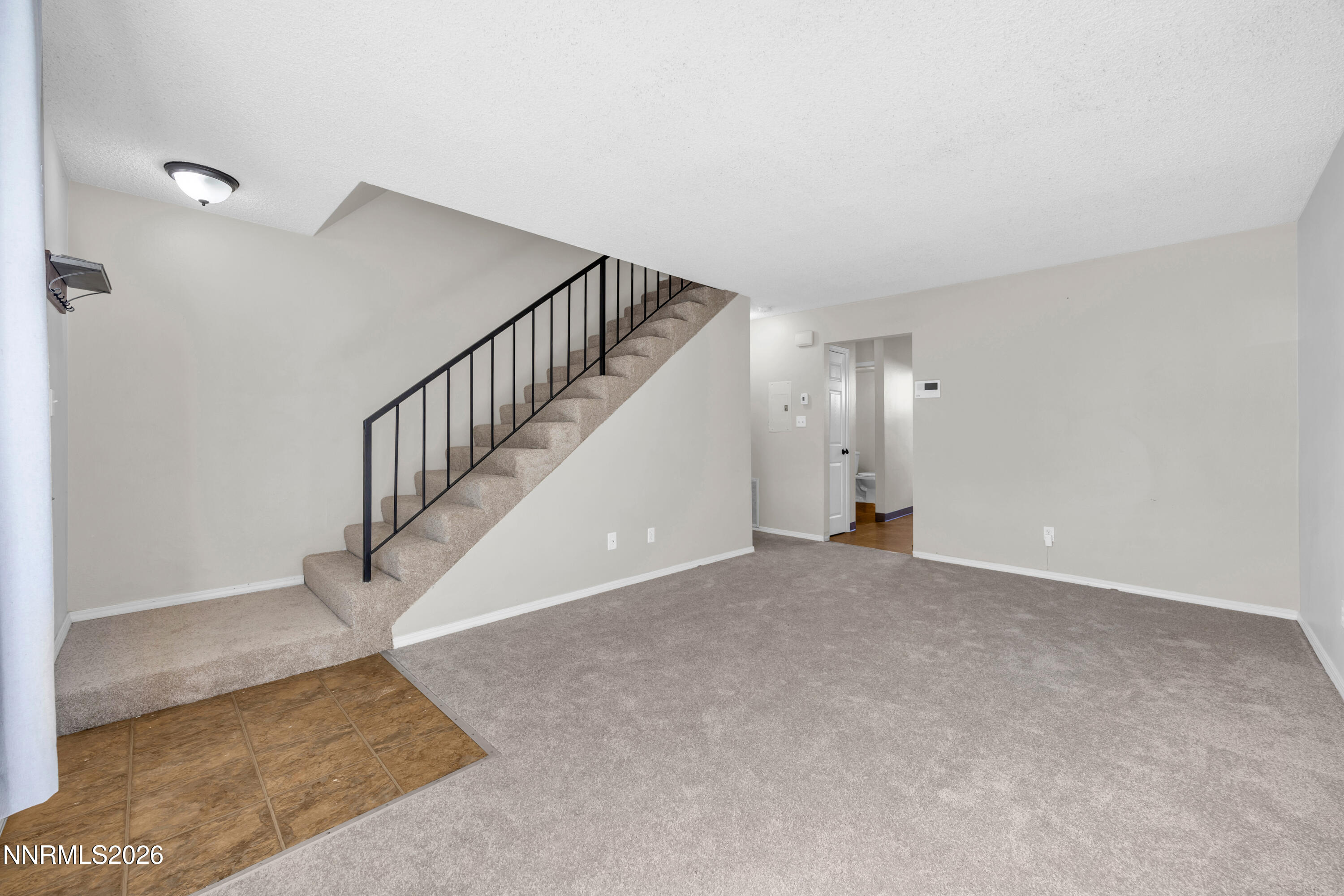 1414 E 9th Street Unit 4 Property Photo 4