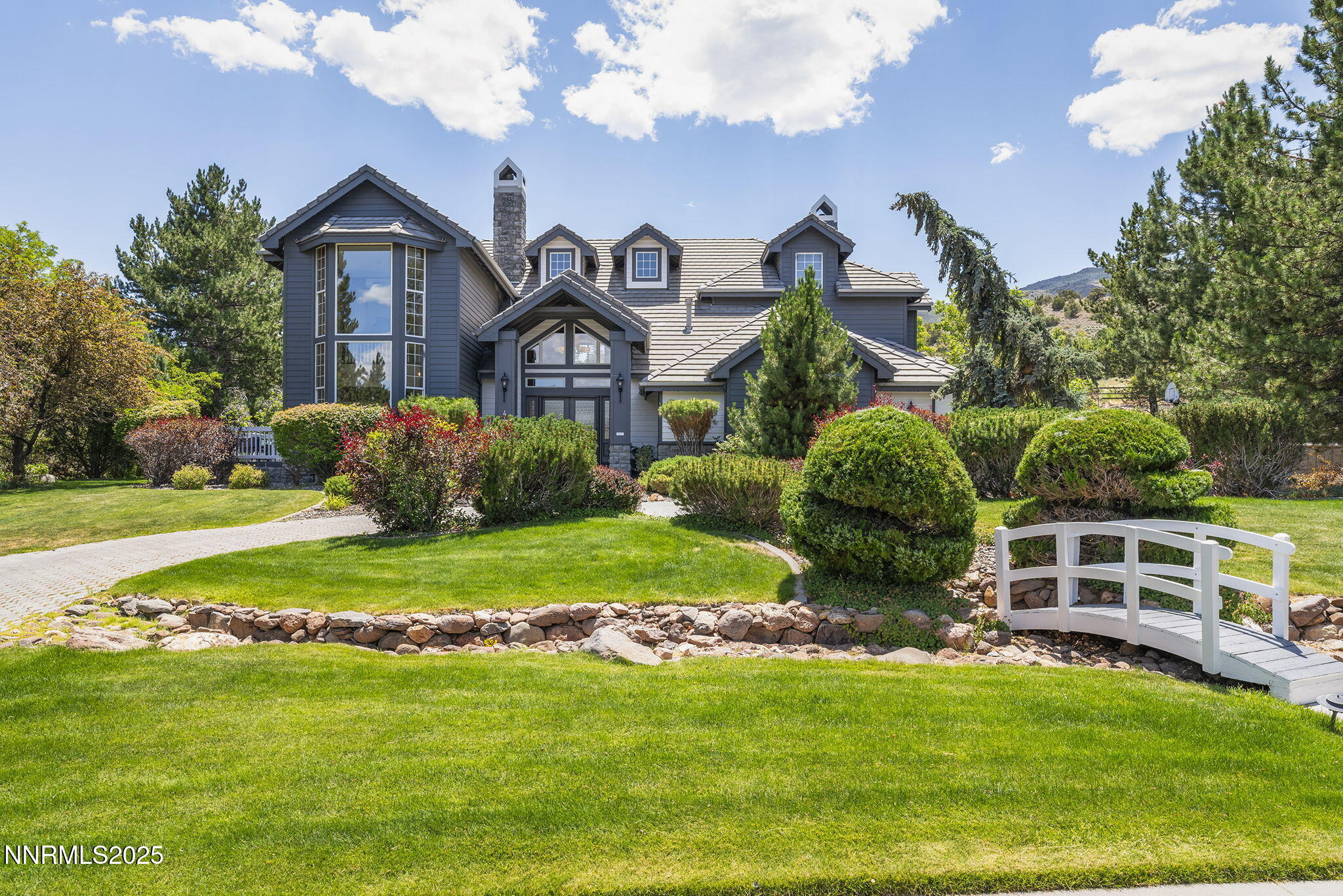 4400 Mountaingate Drive Property Image