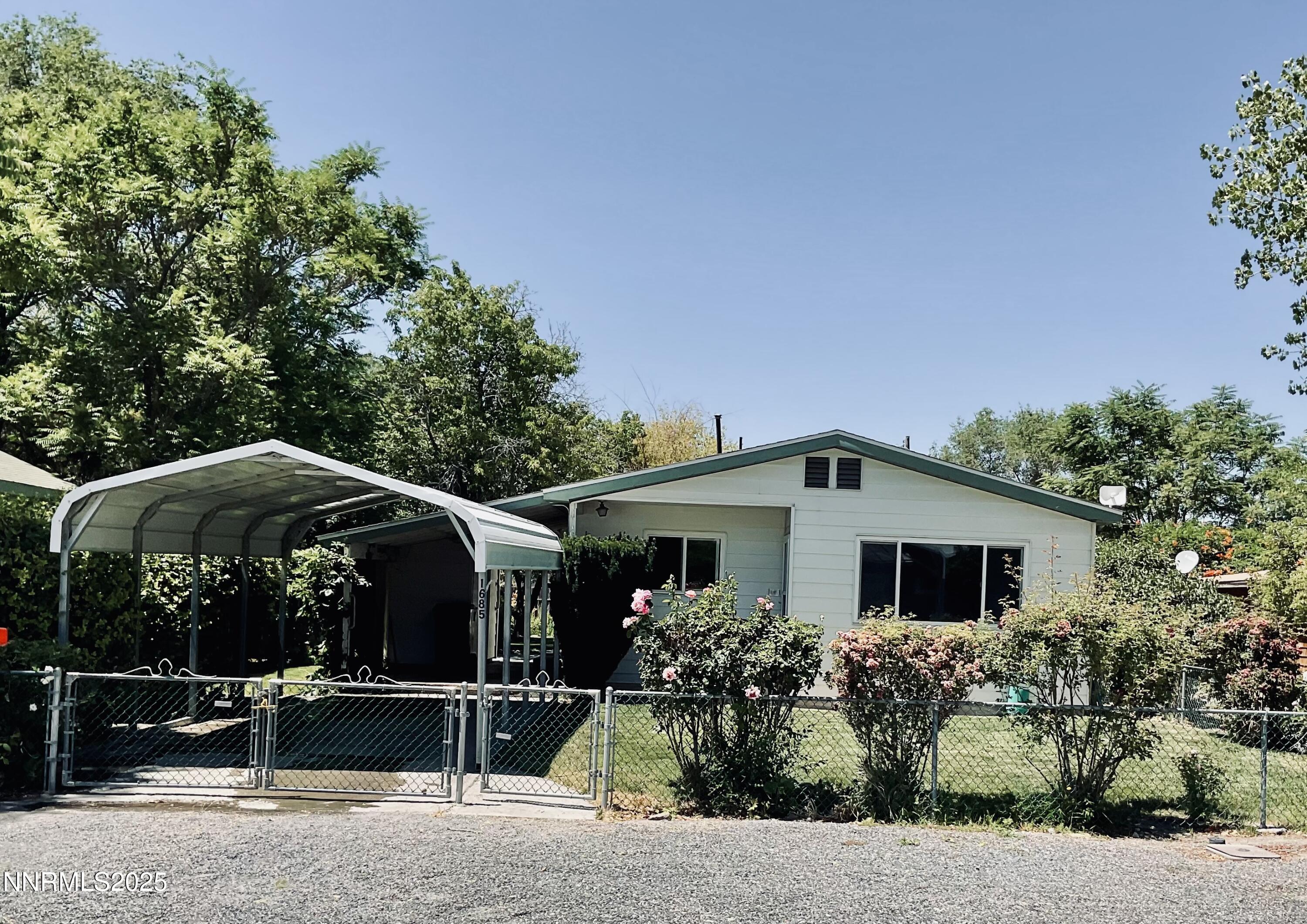 1685 Elmhurst Avenue Property Photo 1