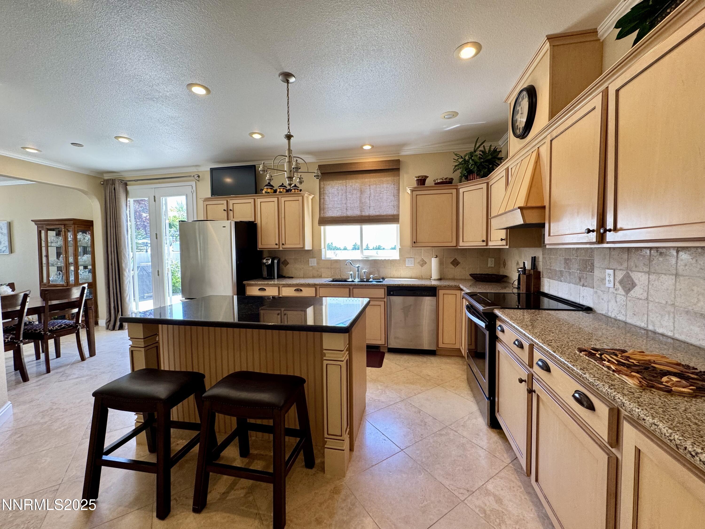 5188 Snowy Mountain Drive Property Photo 8