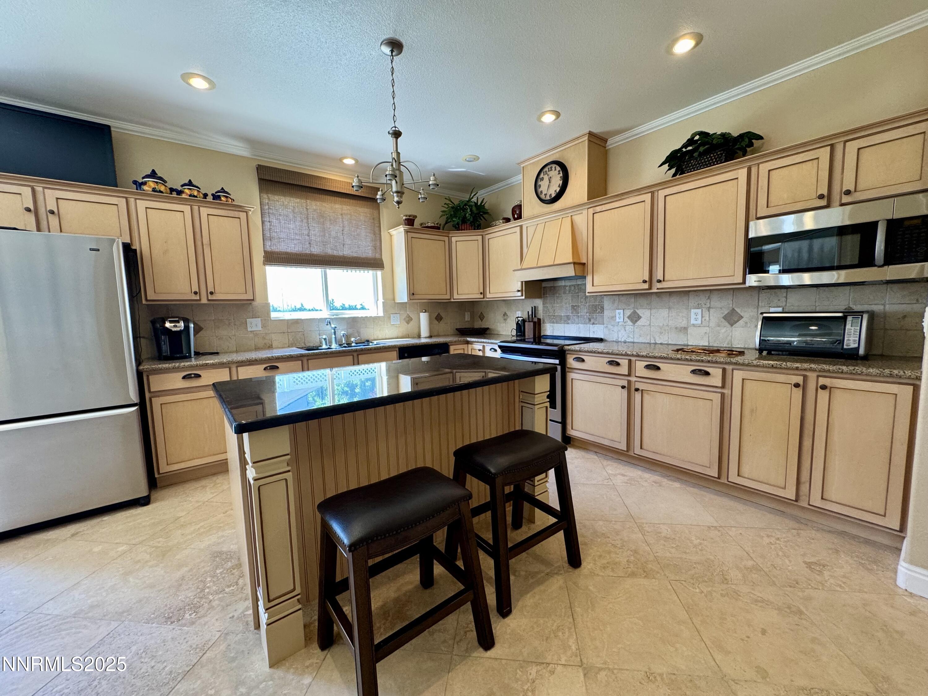 5188 Snowy Mountain Drive Property Photo 9