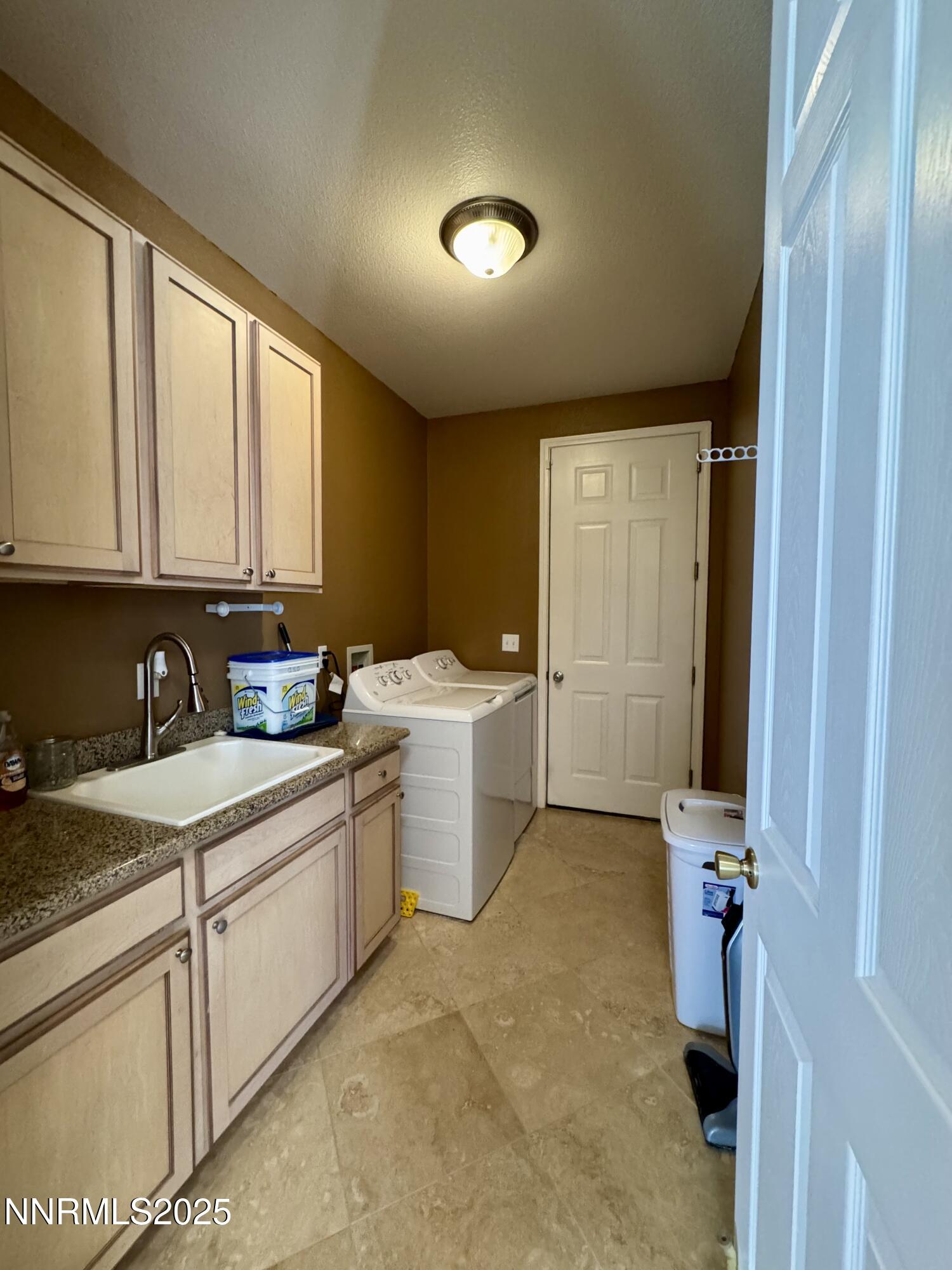 5188 Snowy Mountain Drive Property Photo 26
