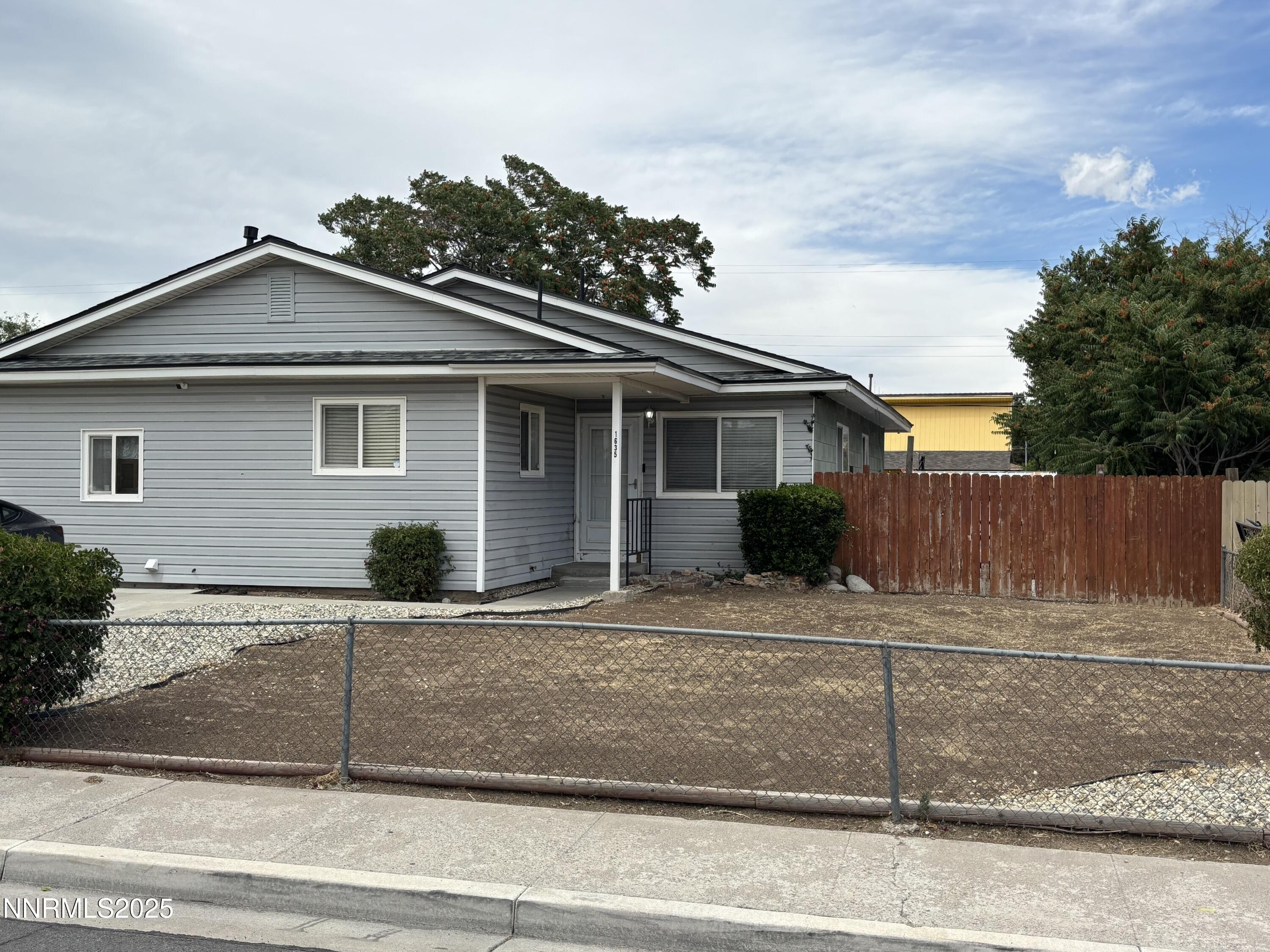 1635 Haddock Drive Property Photo 1